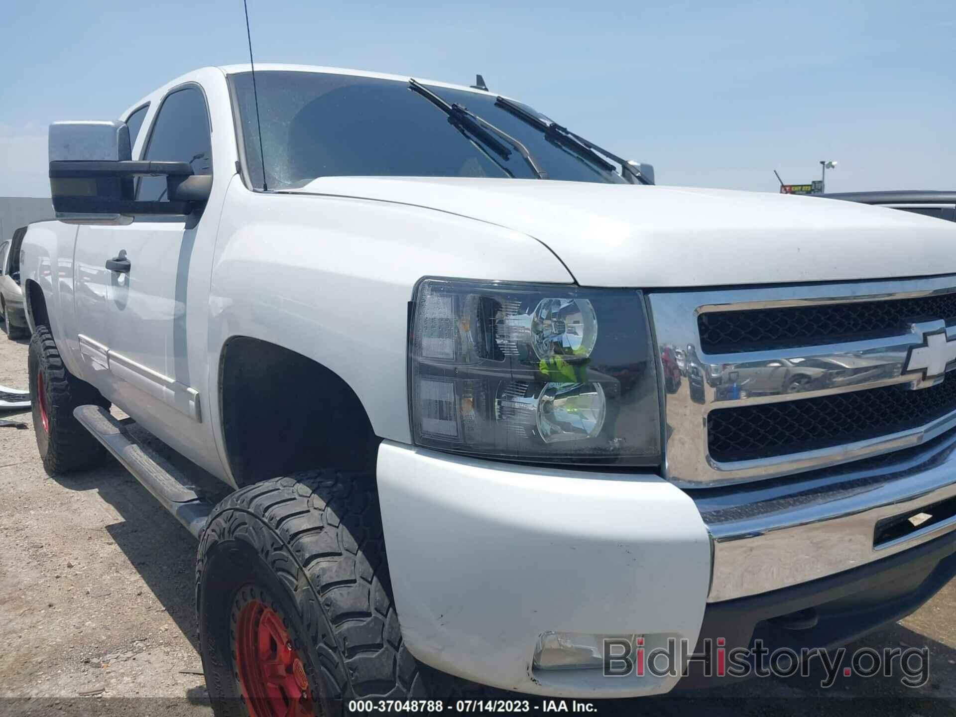 Photo 1GCRKSE38BZ110518 - CHEVROLET SILVERADO 1500 2011