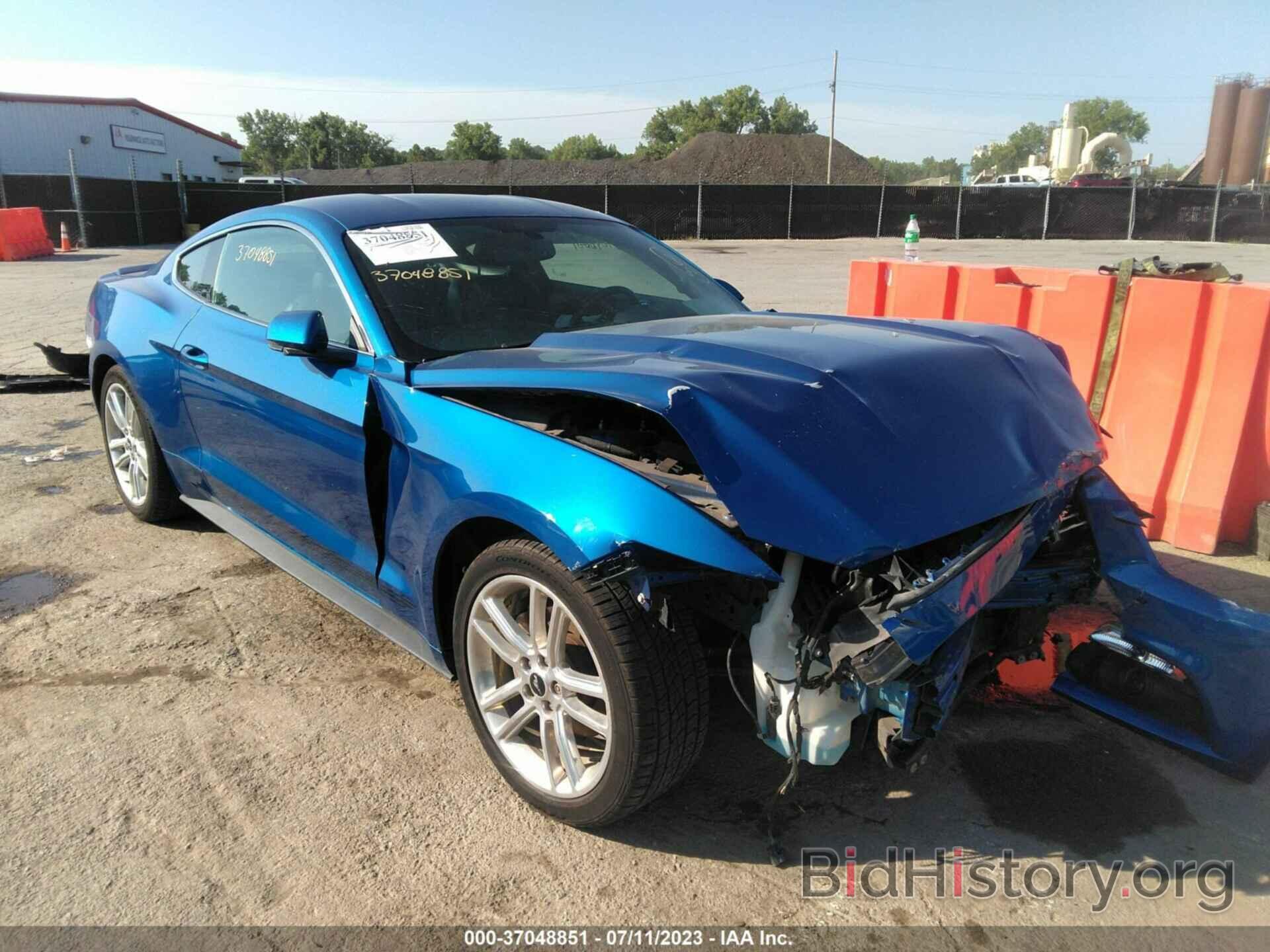 Photo 1FA6P8TH5H5302524 - FORD MUSTANG 2017