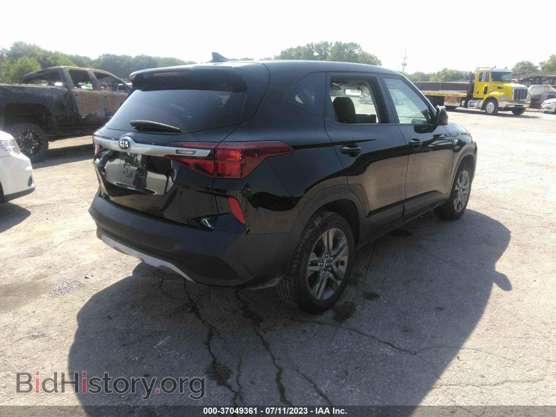 2021 KIA SELTOS - VIN: KNDEPCAA3M7213032 - Фото 4