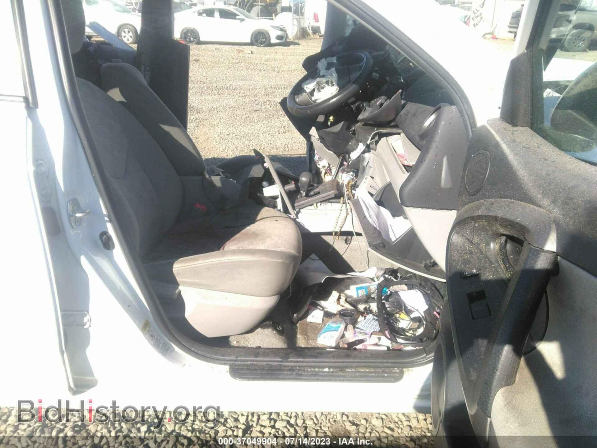 2011 TOYOTA RAV4 - VIN: 2T3ZF4DV4BW070652 - Фото 5