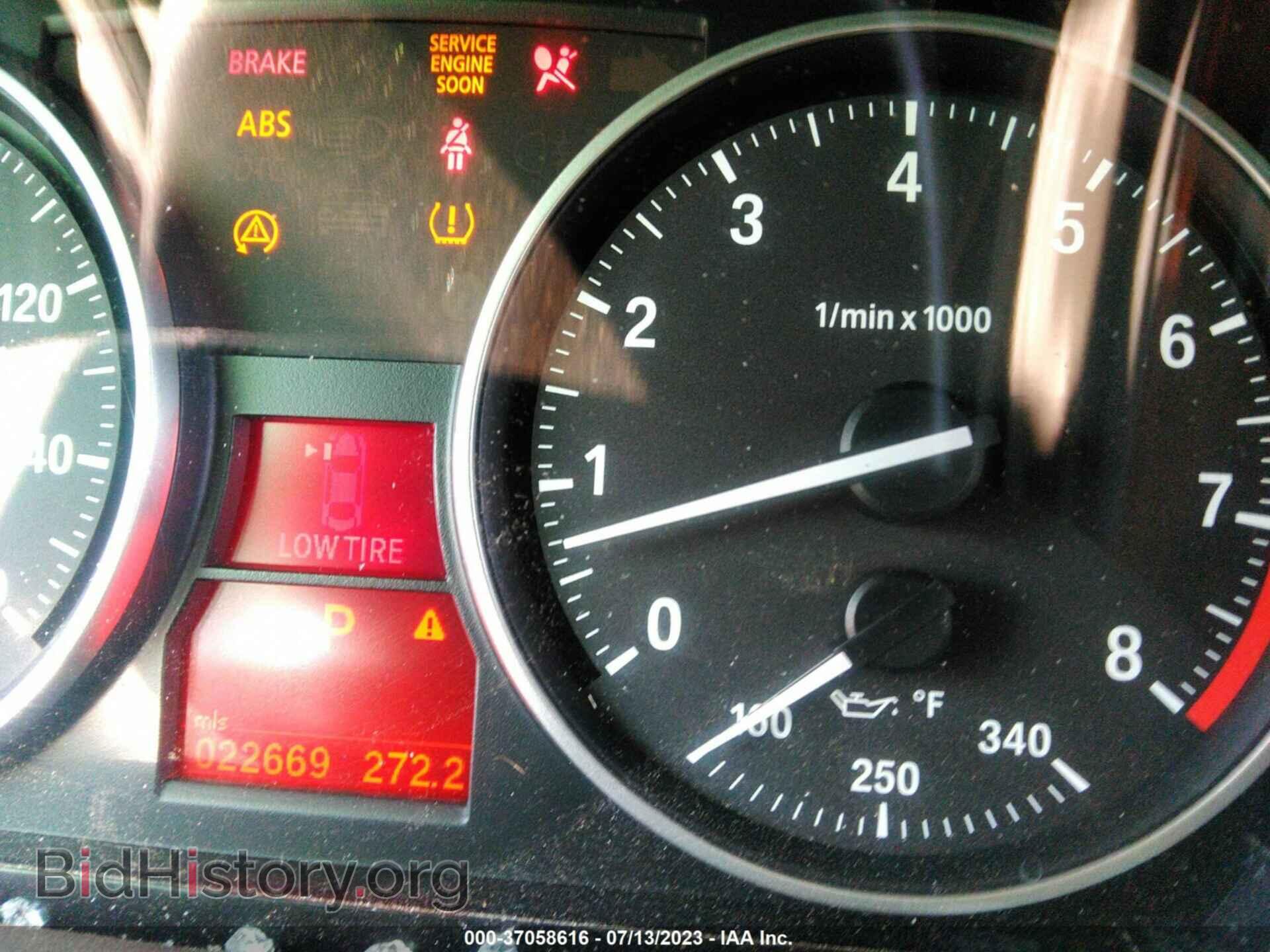 2011 BMW 335I - VIN: WBAKG7C52BE263971 - Фото 7