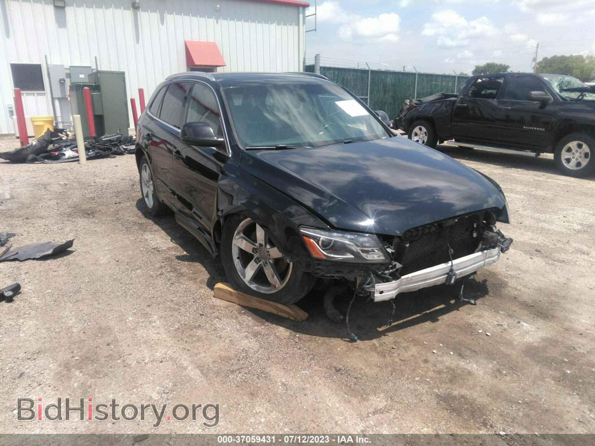 Фотография WA1LFAFP8CA015733 - AUDI Q5 2012