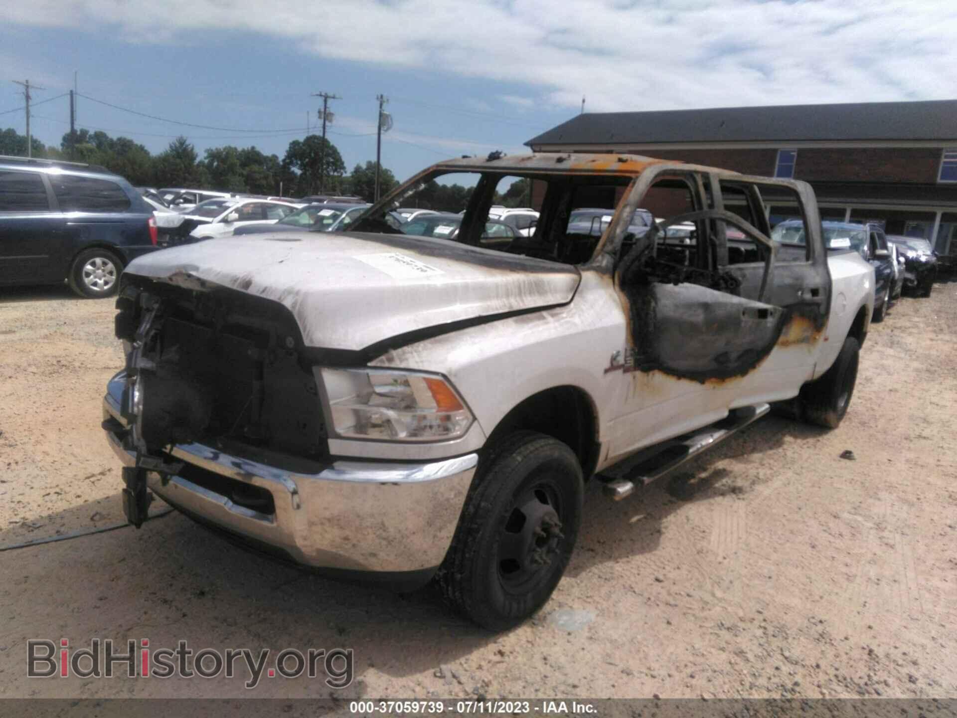 2017 RAM 3500 - VIN: 3C63RRGL2HG650857 - Фото 2