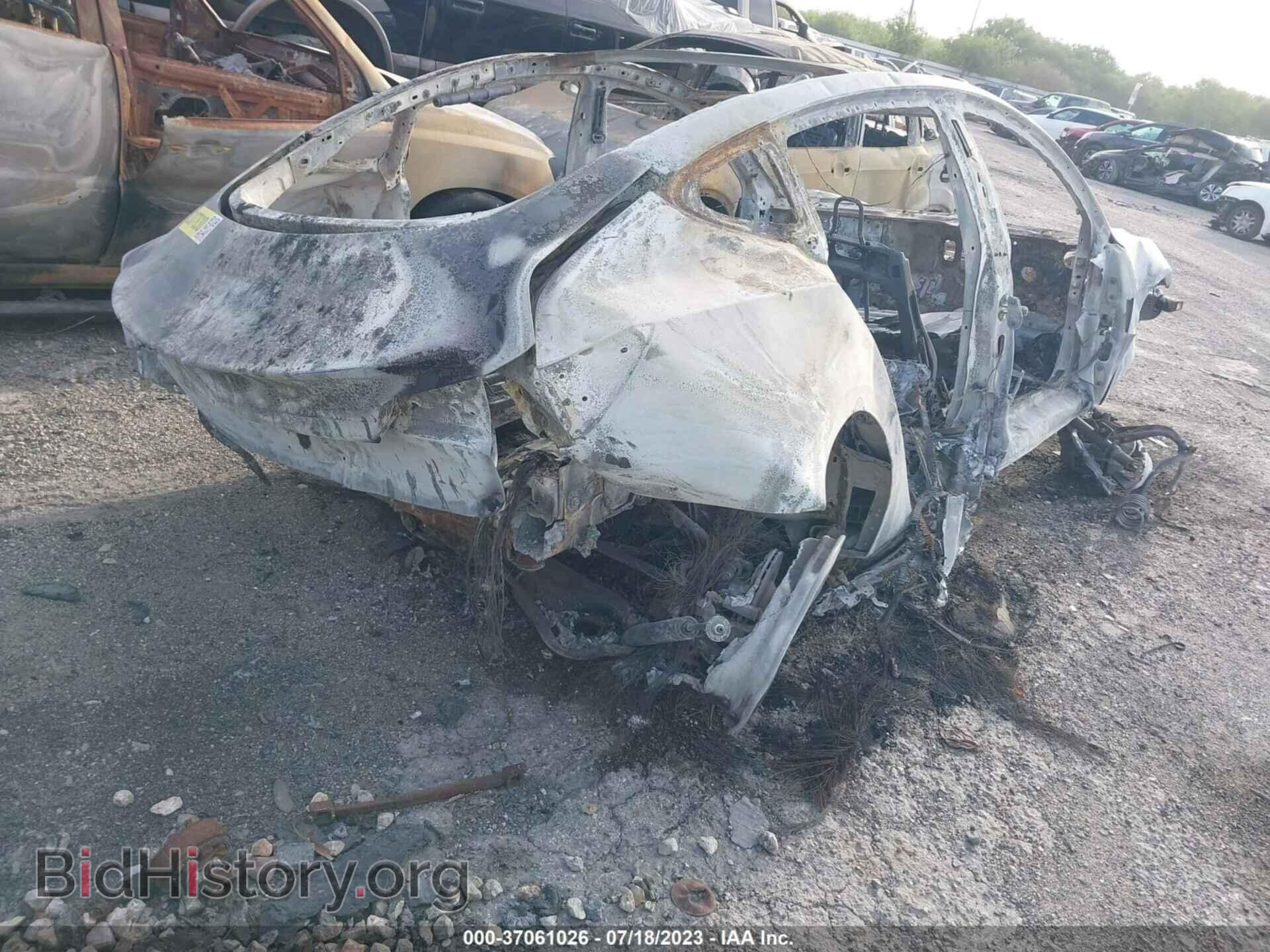 2018 TESLA MODEL 3 - VIN: 5YJ3E1EAXJF108229 - Photo 4
