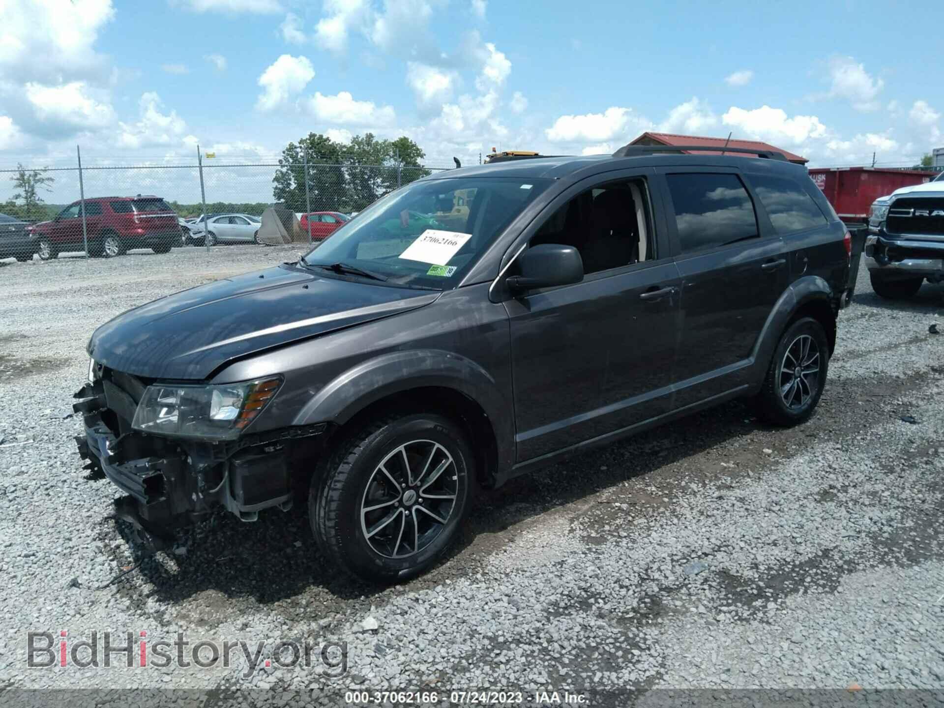 2018 DODGE JOURNEY - VIN: 3C4PDCAB9JT208676 - Photo 2