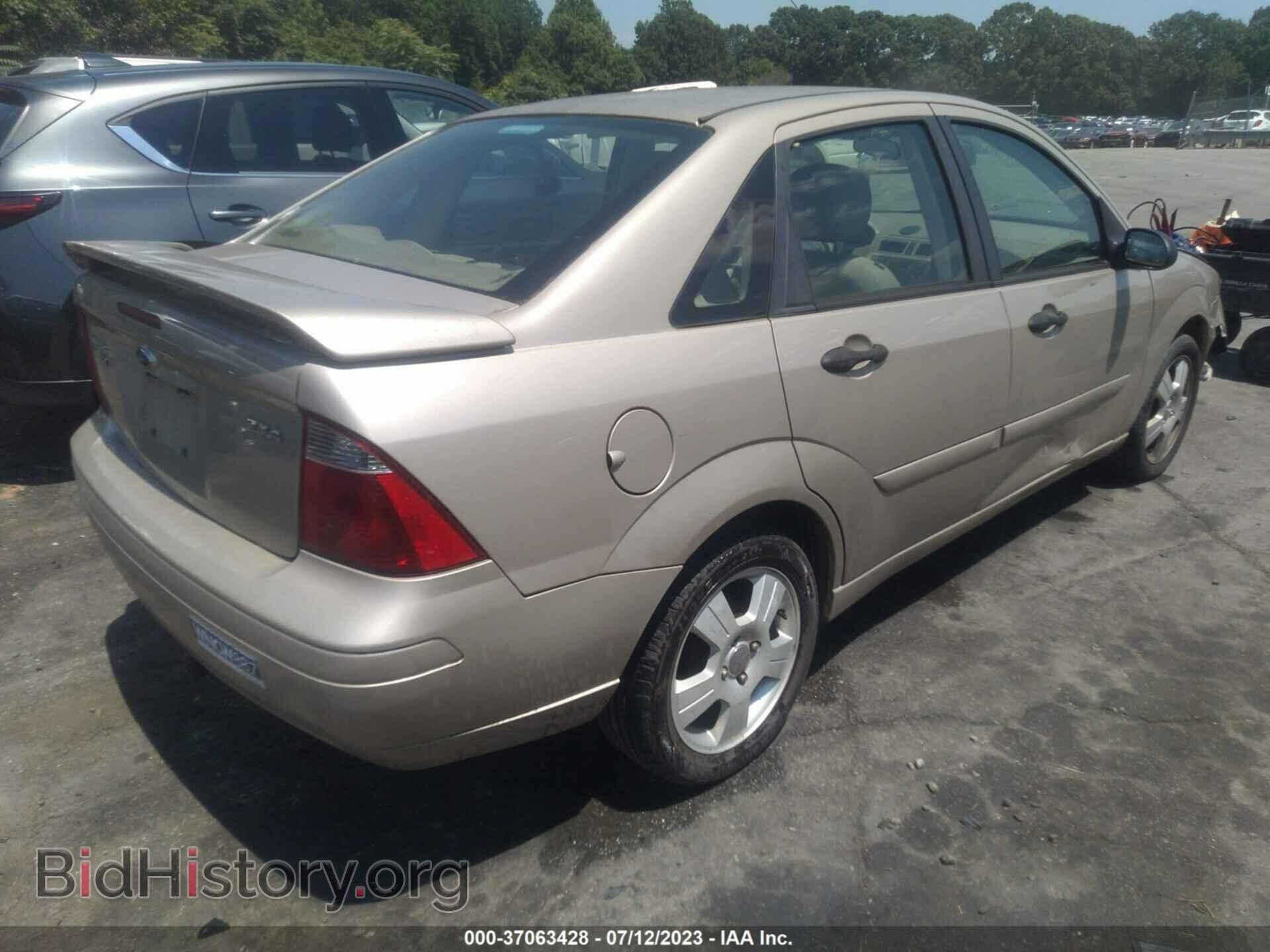2006 FORD FOCUS - VIN: 1FAHP34N26W112946 - Фото 4