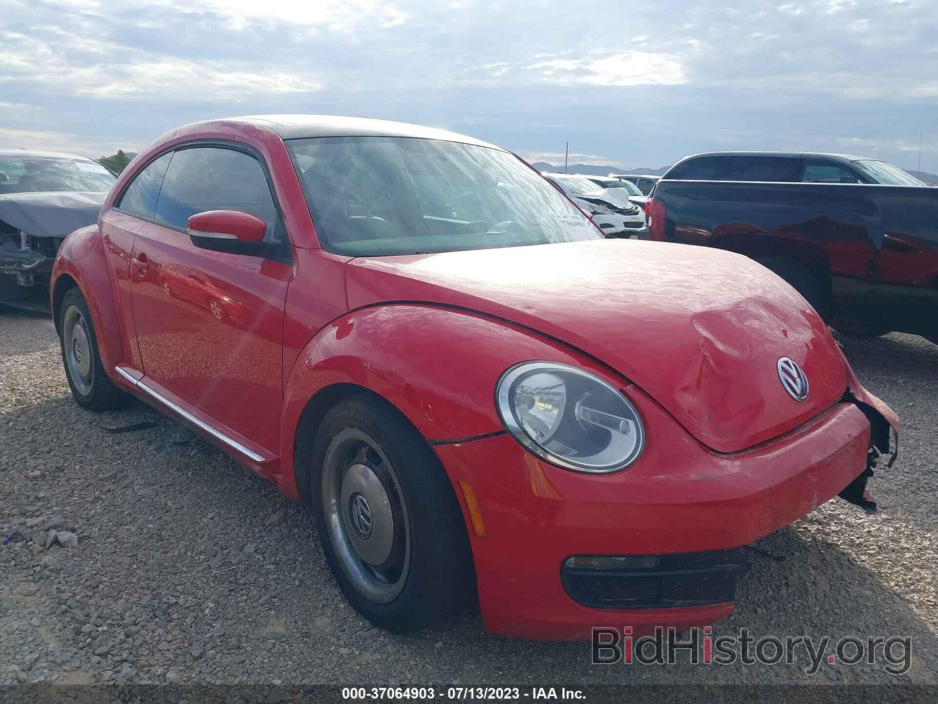 Photo 3VWJP7AT8DM620502 - VOLKSWAGEN BEETLE COUPE 2013