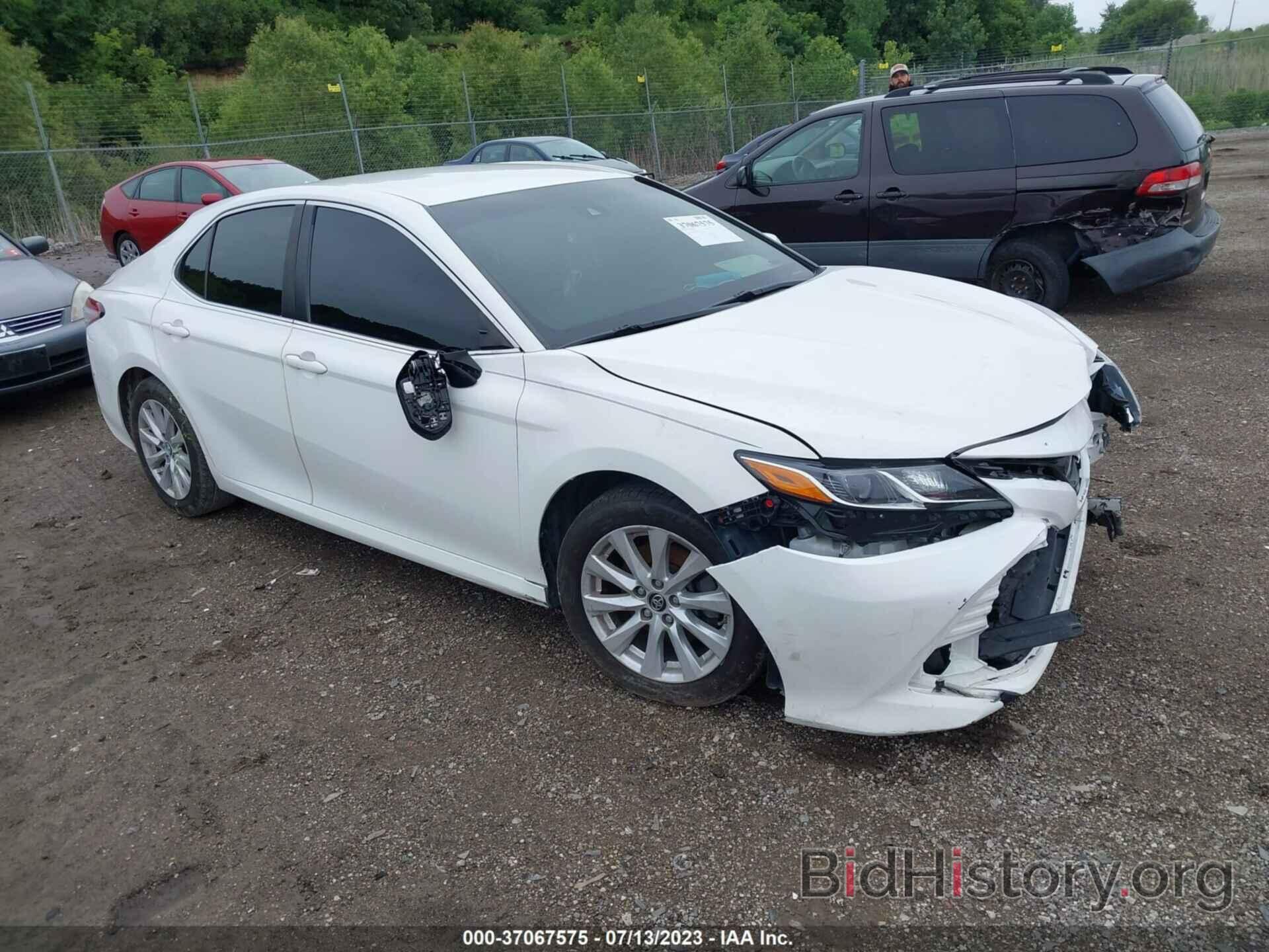 Photo JTNB11HK3J3011524 - TOYOTA CAMRY 2018