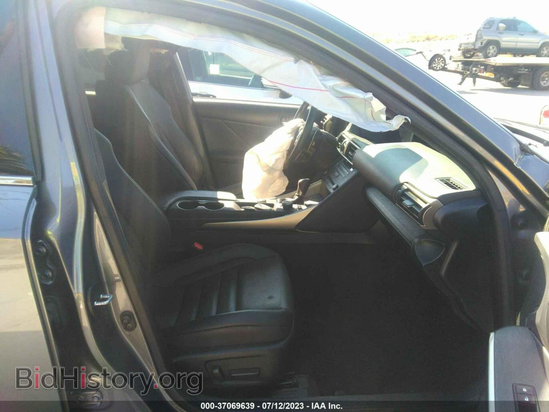 2019 LEXUS IS - VIN: JTHBA1D27K5098066 - Фото 5