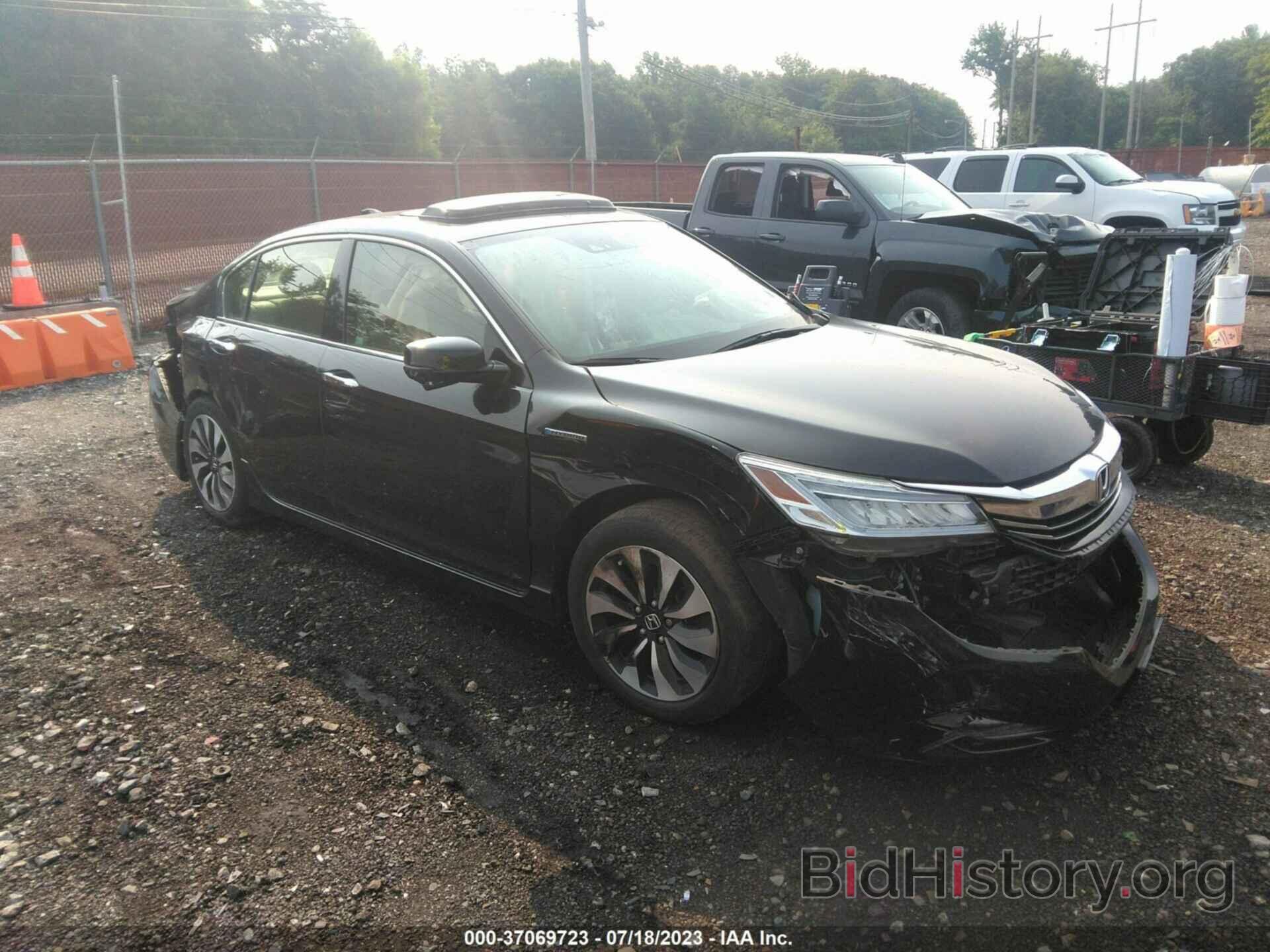 Photo JHMCR6F7XHC023840 - HONDA ACCORD HYBRID 2017