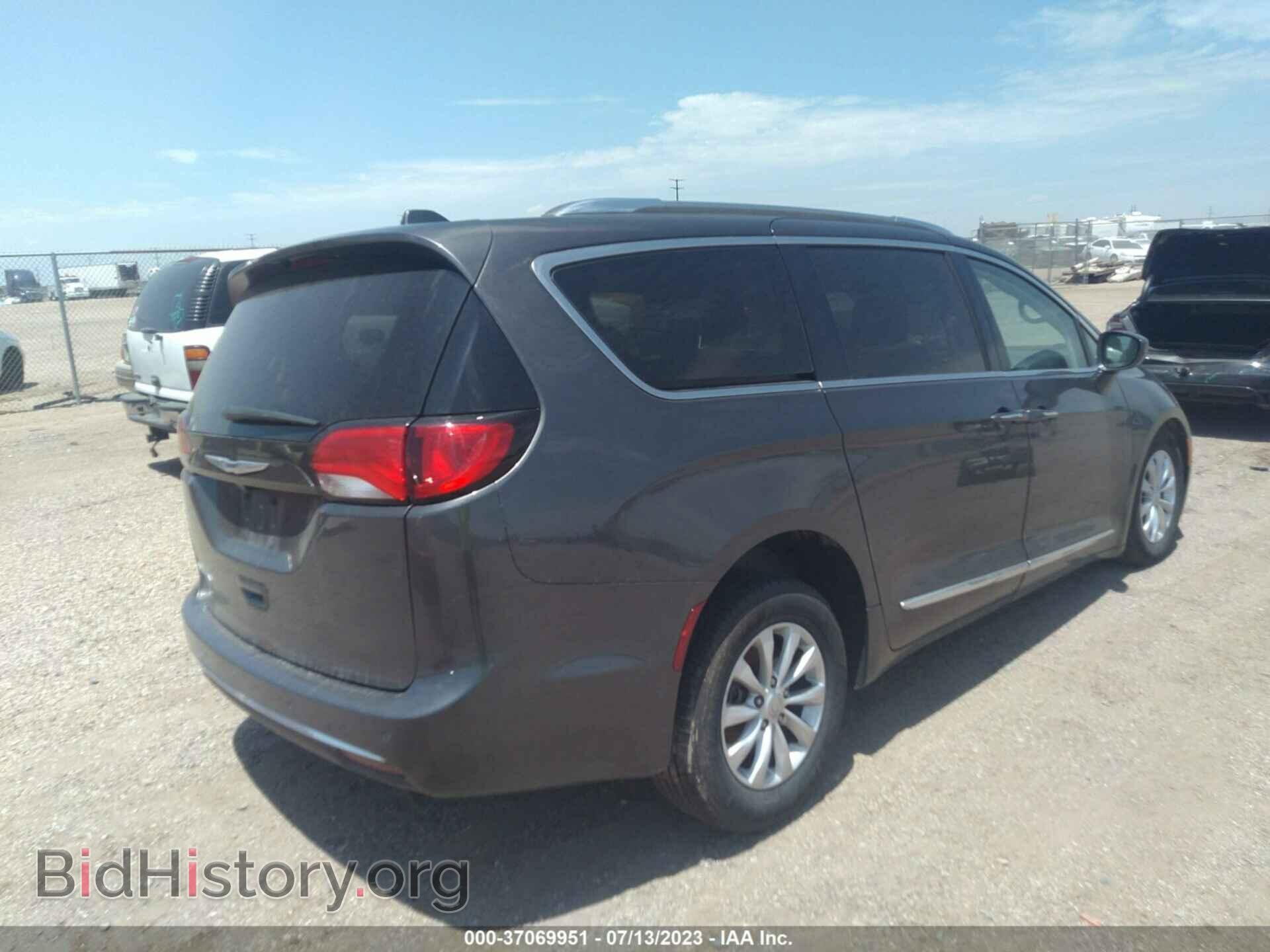 2019 CHRYSLER PACIFICA - VIN: 2C4RC1BG9KR685400 - Фото 4