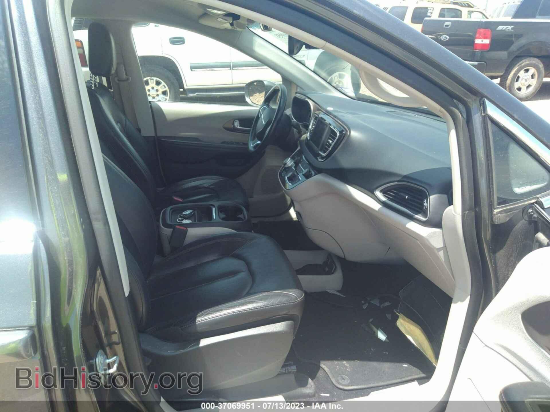 2019 CHRYSLER PACIFICA - VIN: 2C4RC1BG9KR685400 - Фото 5