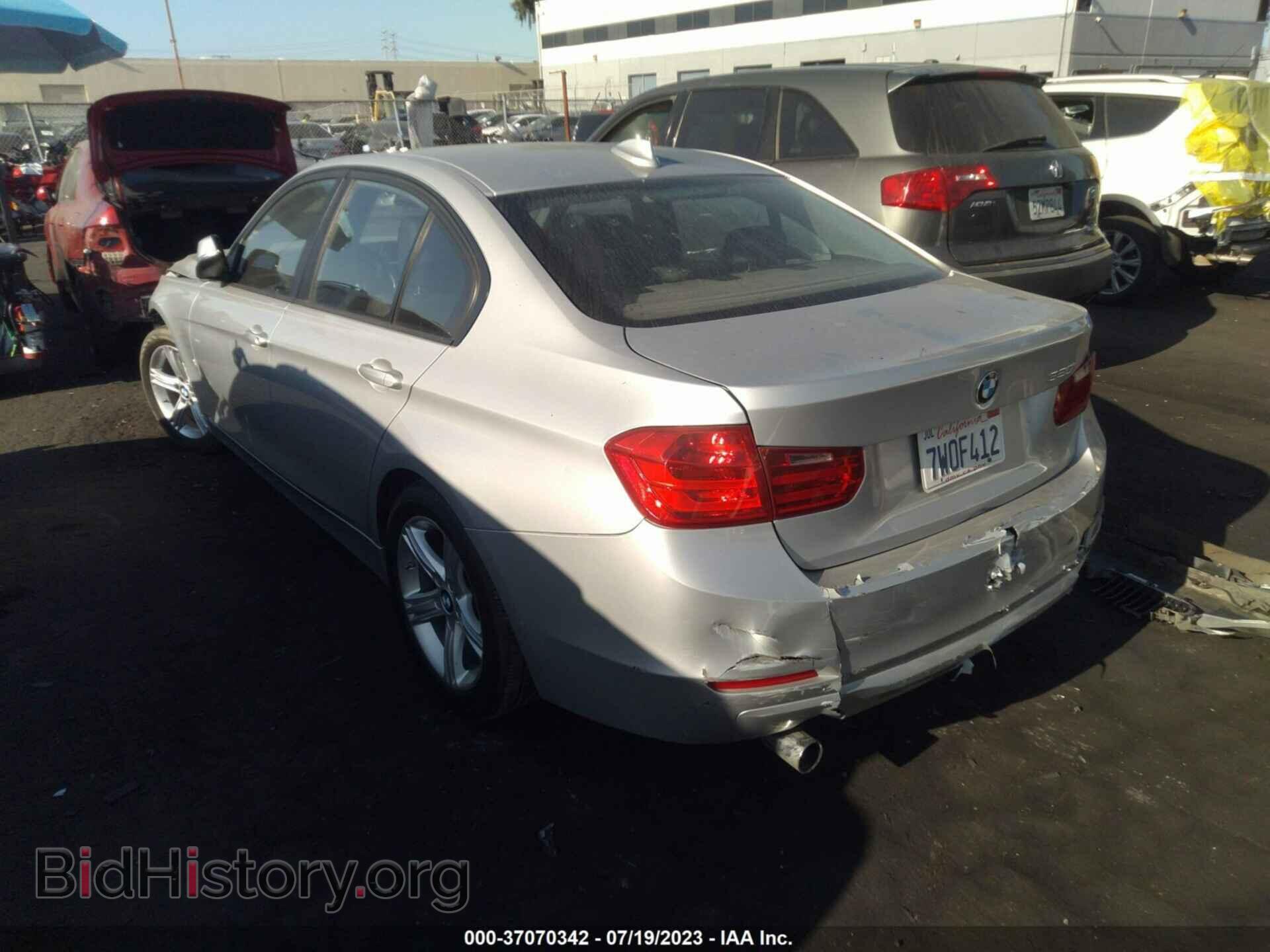2013 BMW 3 SERIES - VIN: WBA3B1C51DK128100 - Фото 3