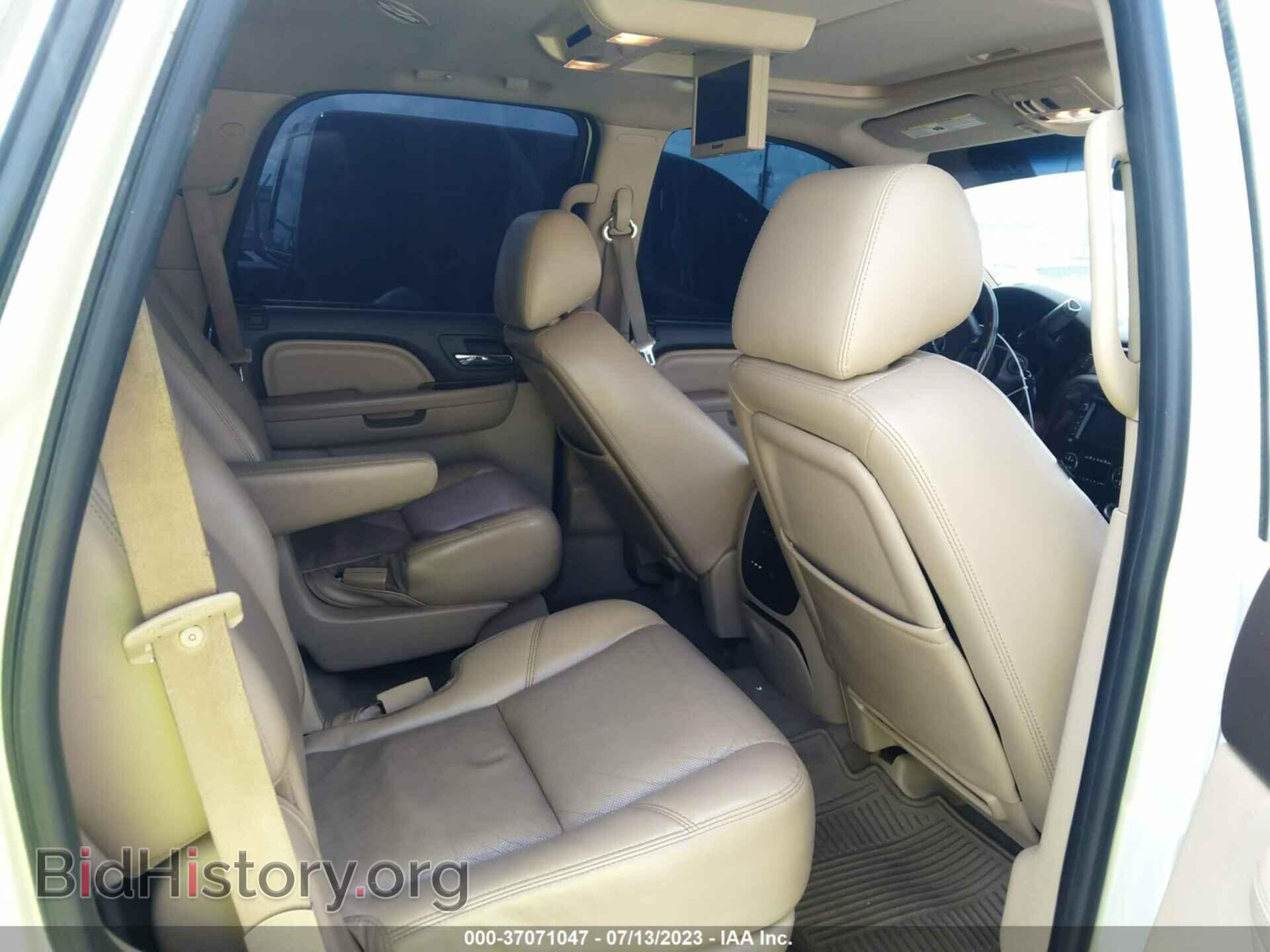 2011 GMC YUKON - VIN: 1GKS2EEF5BR242850 - Фото 8