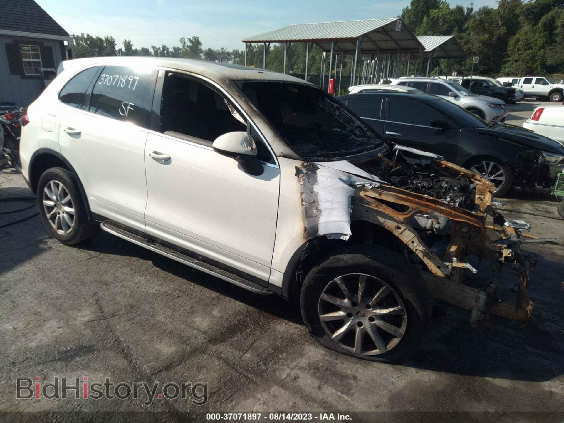 Фотография WP1AA2A25BLA08382 - PORSCHE CAYENNE 2011
