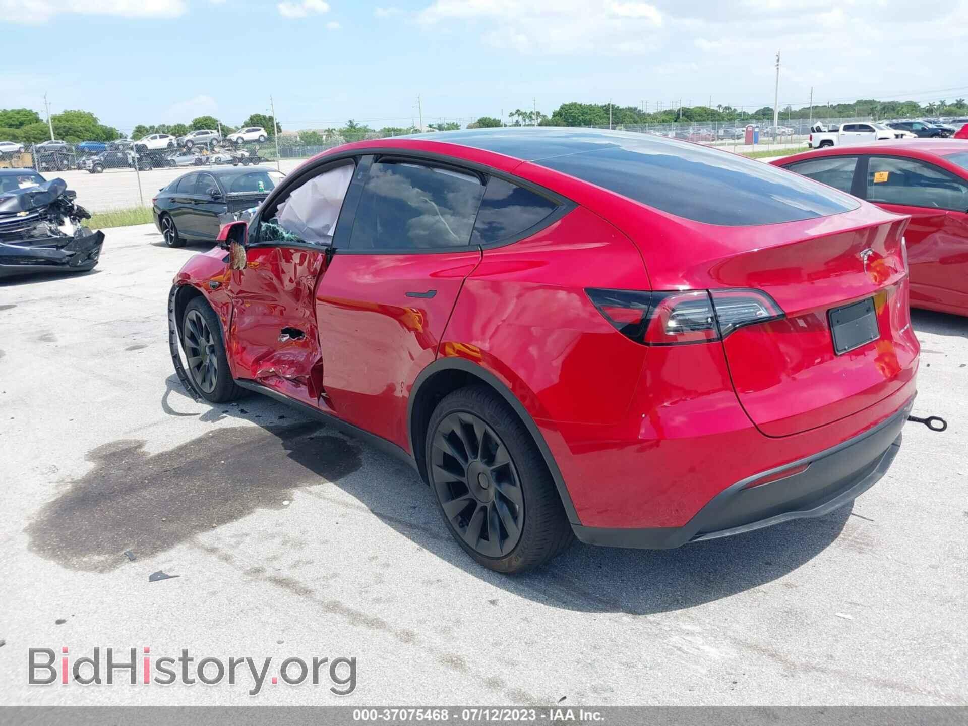 2023 TESLA MODEL Y - VIN: 7SAYGDEE2PF671016 - Фото 3