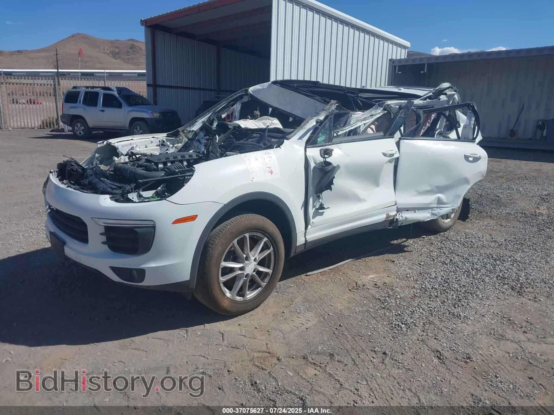 2018 PORSCHE CAYENNE - VIN: WP1AA2A21JKA02809 - Фото 2