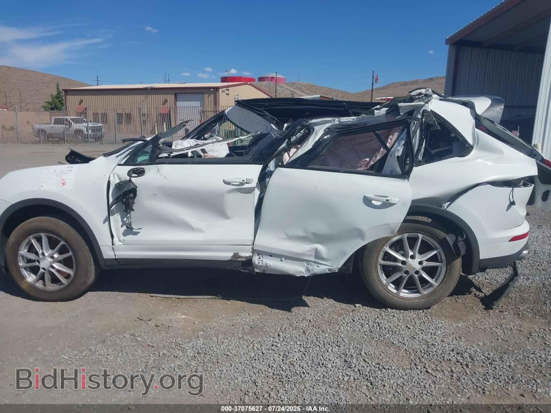 2018 PORSCHE CAYENNE - VIN: WP1AA2A21JKA02809 - Фото 14