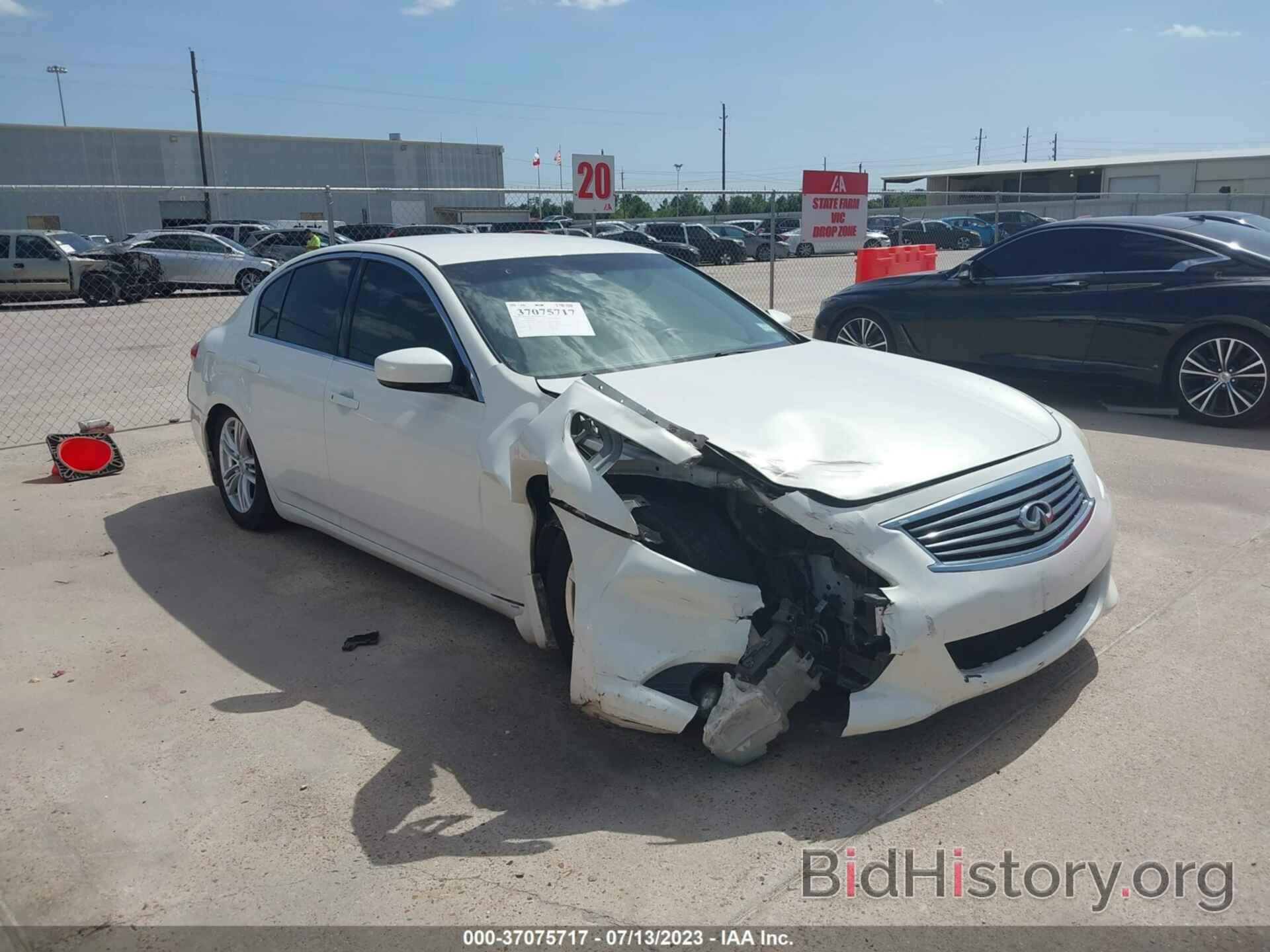 Photo JN1DV6APXBM603957 - INFINITI G25 2011