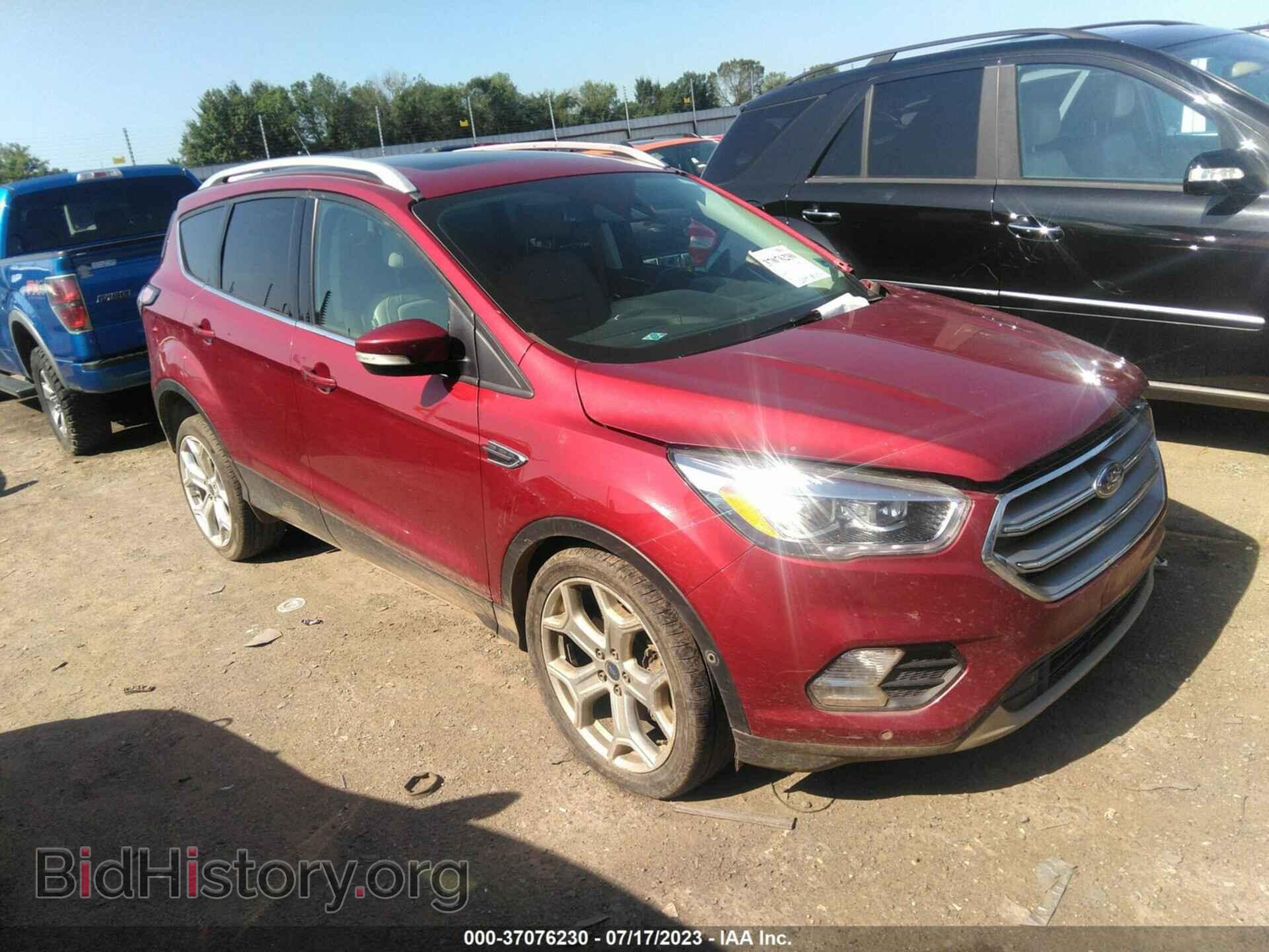 Фотография 1FMCU9J90HUD04657 - FORD ESCAPE 2017