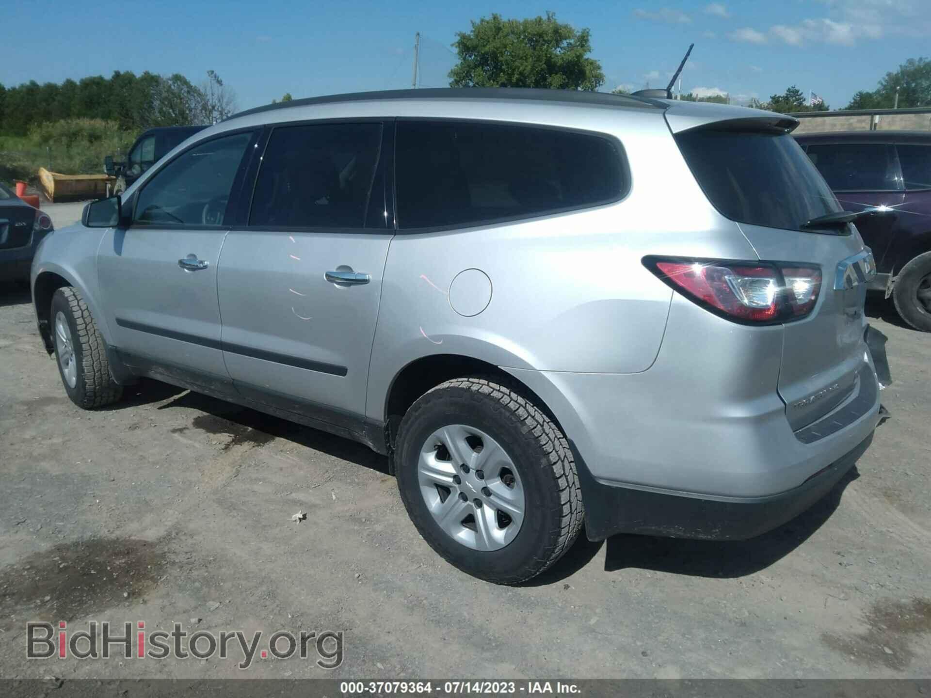 2017 CHEVROLET TRAVERSE - VIN: 1GNKVFKD9HJ226337 - Фото 3