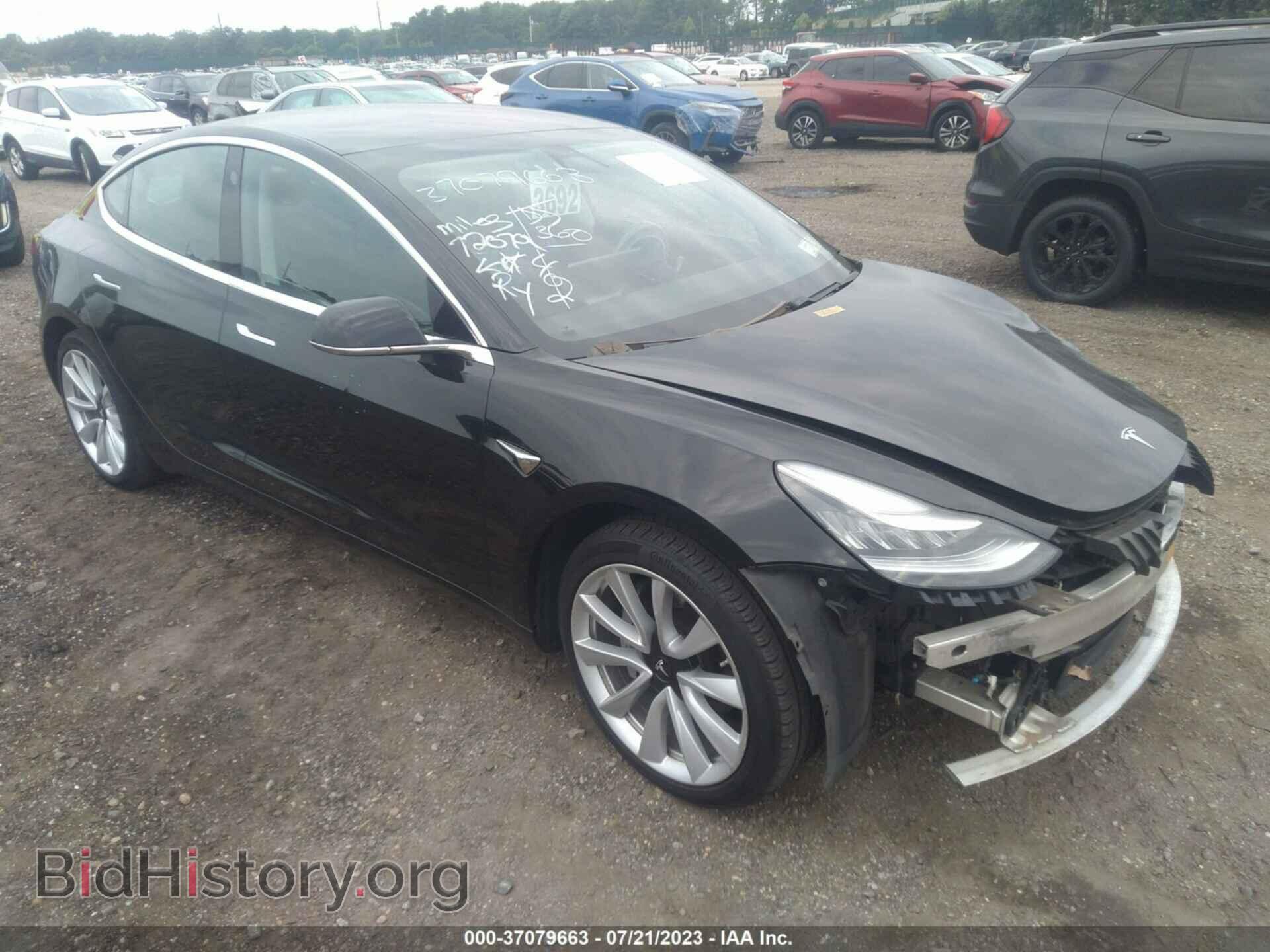 Фотография 5YJ3E1EB1JF116342 - TESLA MODEL 3 2018
