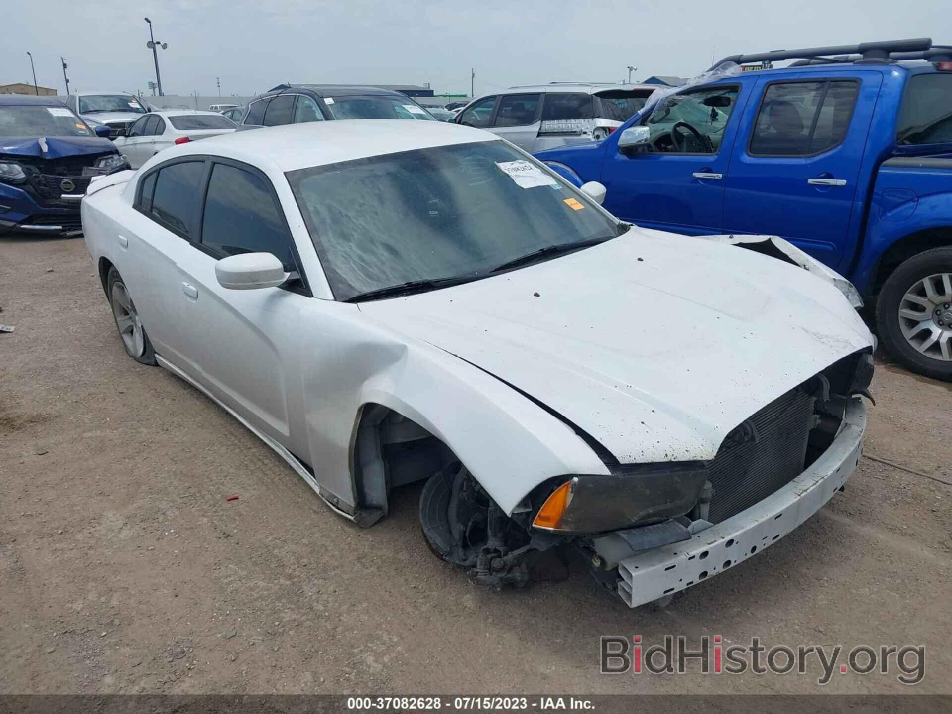 Photo 2C3CDXBG2DH671163 - DODGE CHARGER 2013