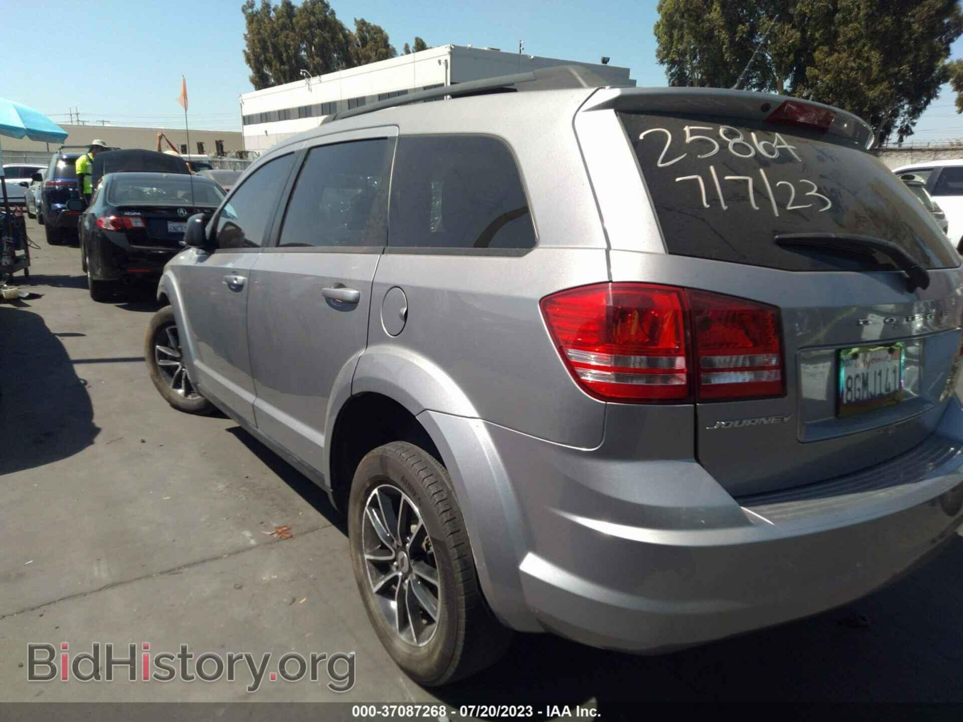 2018 DODGE JOURNEY - VIN: 3C4PDCAB9JT383834 - Фото 3