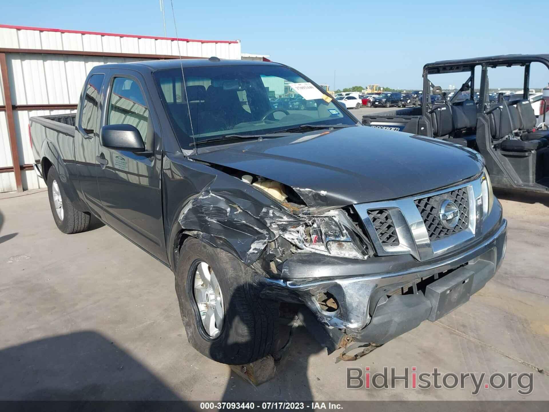 Photo 1N6AD0CU9BC427456 - NISSAN FRONTIER 2011
