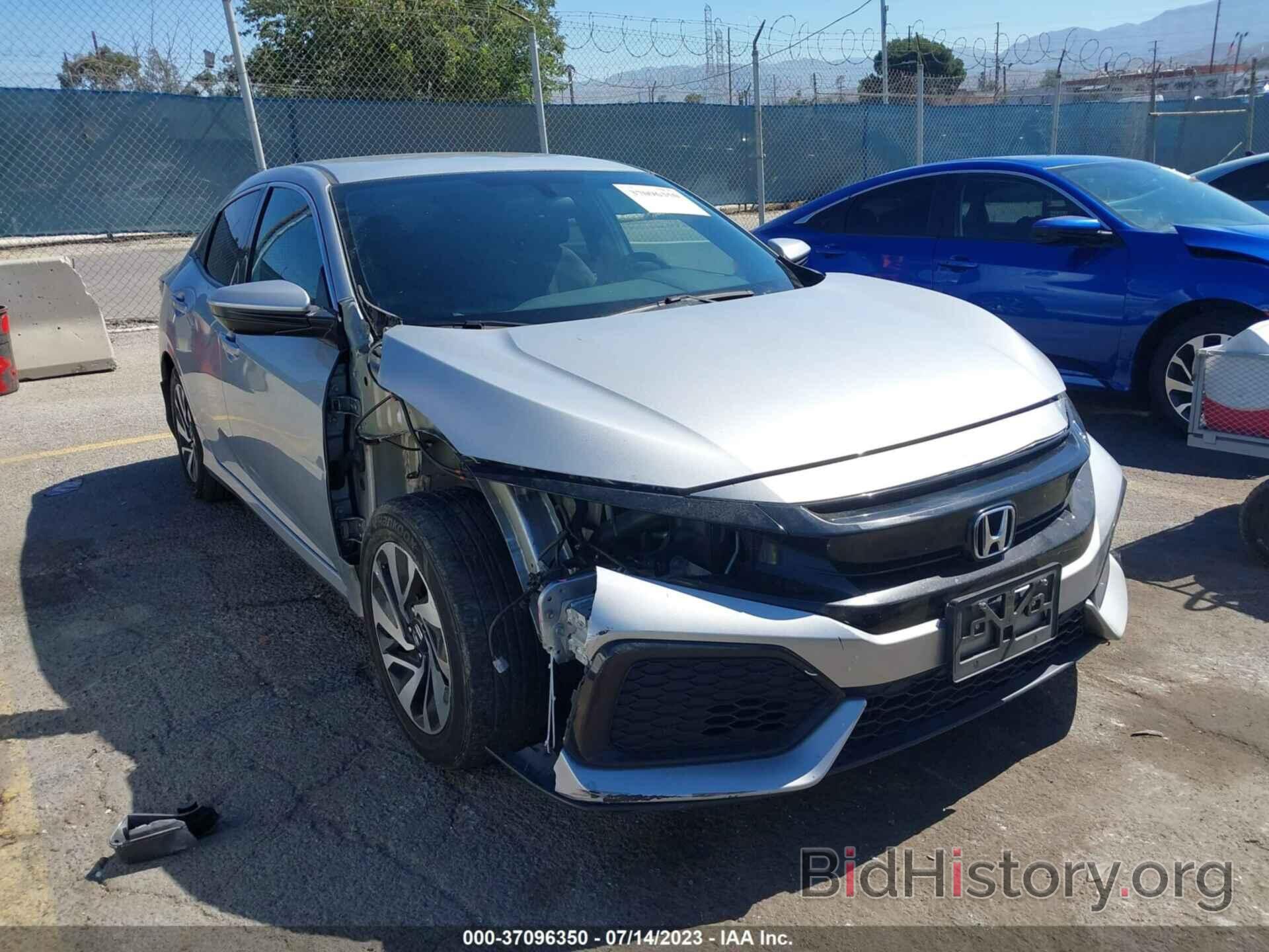 Photo SHHFK7H28JU411666 - HONDA CIVIC HATCHBACK 2018