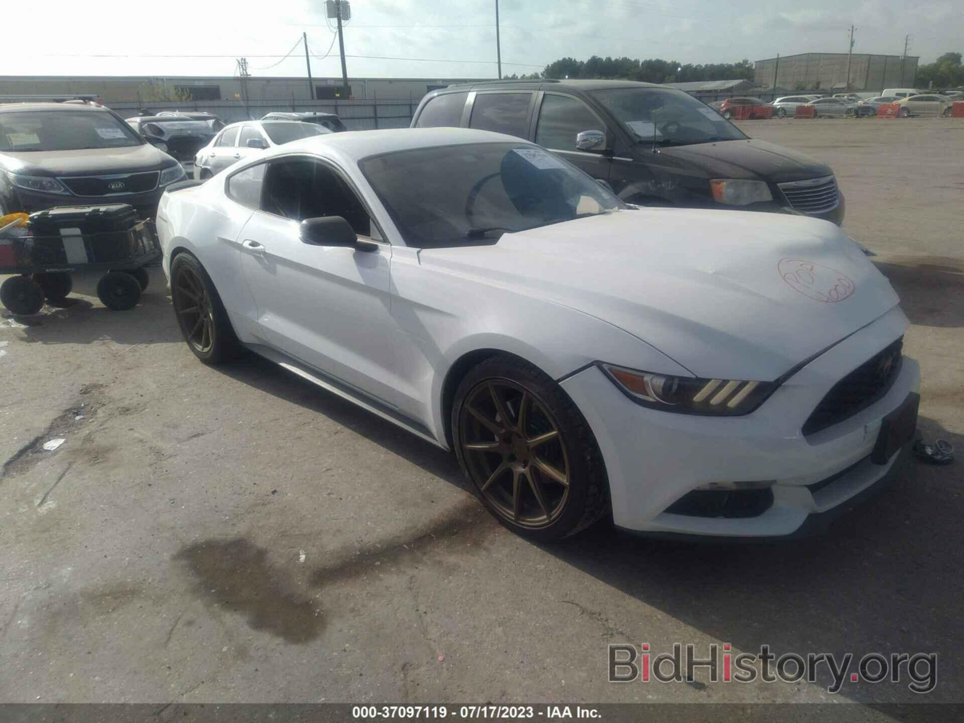 Photo 1FA6P8TH2H5217575 - FORD MUSTANG 2017