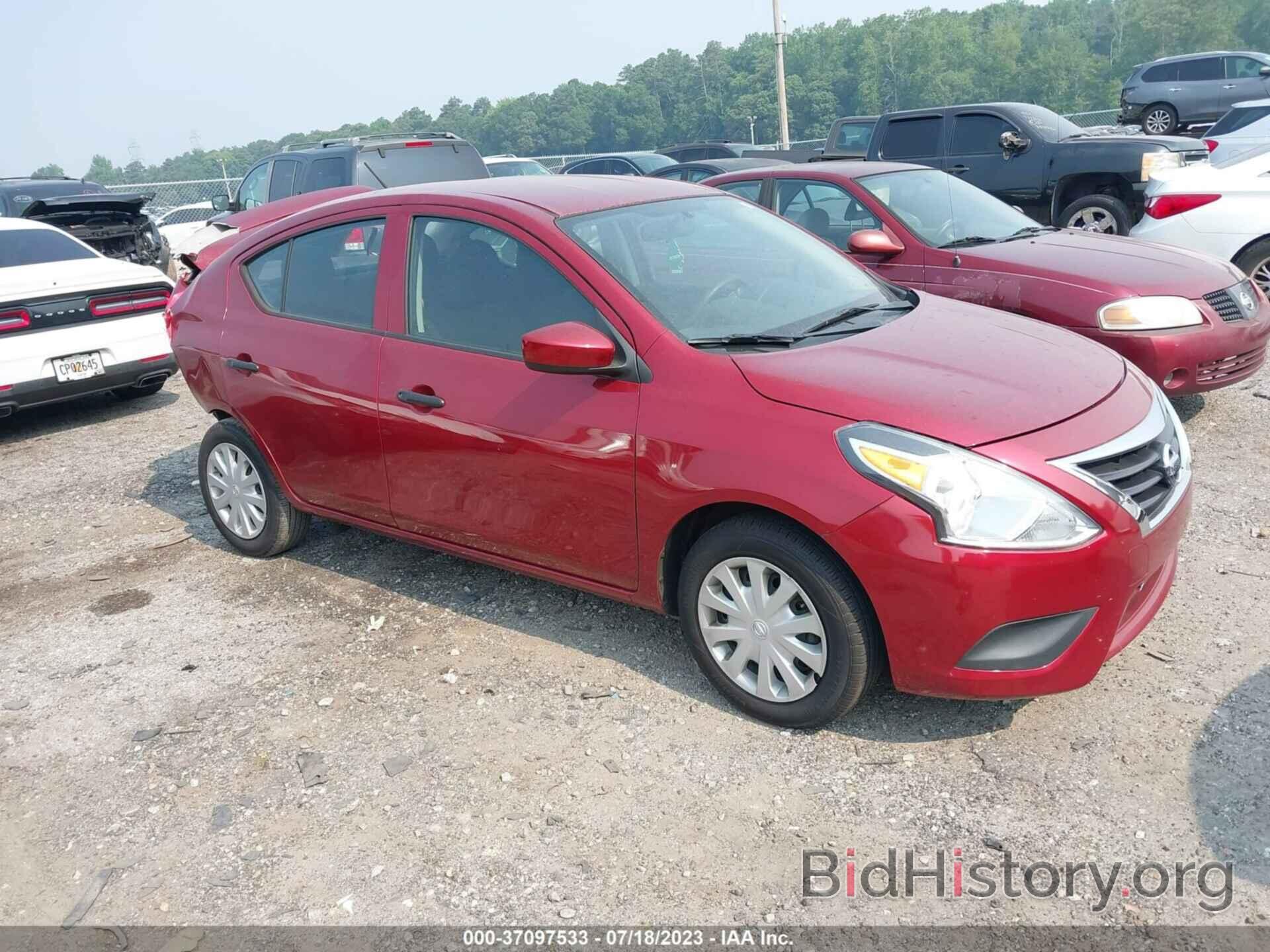 Photo 3N1CN7AP5JL826918 - NISSAN VERSA SEDAN 2018