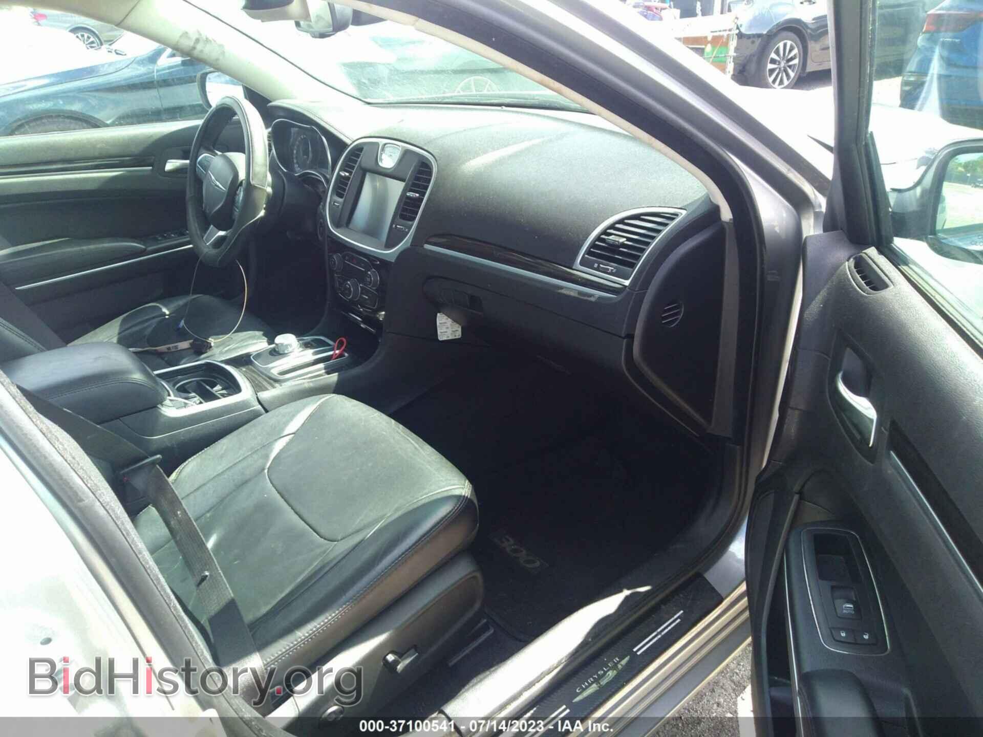 2015 CHRYSLER 300 - VIN: 2C3CCAAG9FH929666 - Фото 5