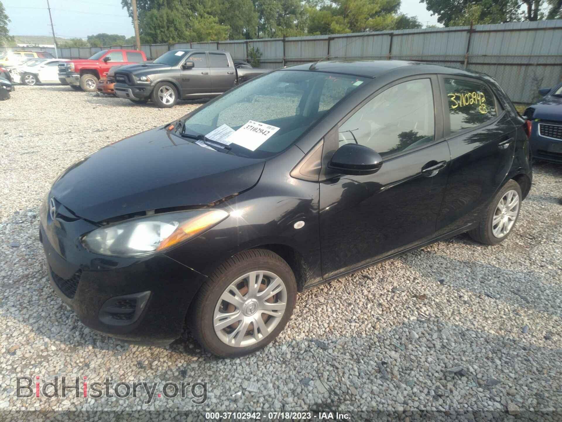 2014 MAZDA MAZDA2 - VIN: JM1DE1KY5E0187402 - Фото 2