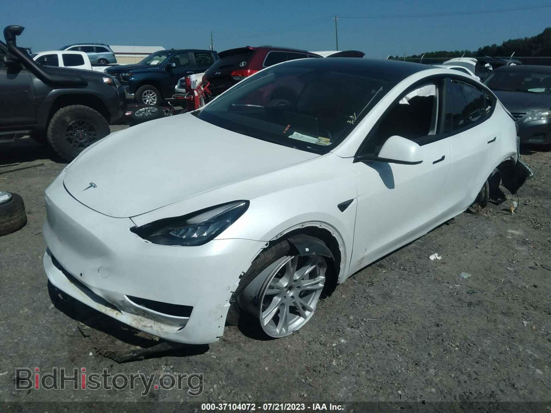 2022 TESLA MODEL Y - VIN: 7SAYGAEE2NF338049 - Фото 2