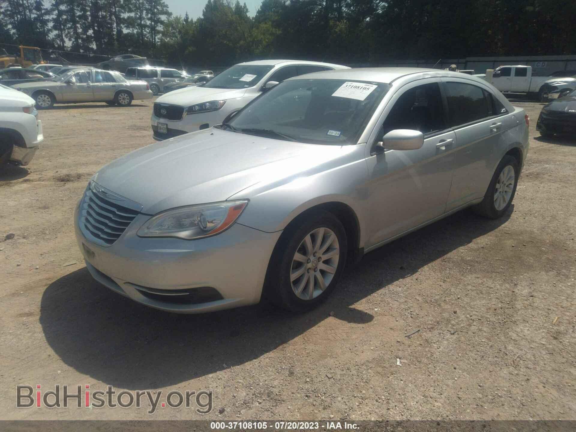 2012 CHRYSLER 200 - VIN: 1C3CCBBB6CN100680 - Фото 2
