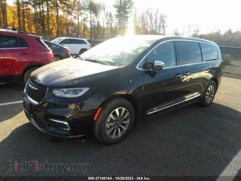 2023 Chrysler PACIFICA (VIN 2C4RC1S74PR506641) — photo 2 of 11