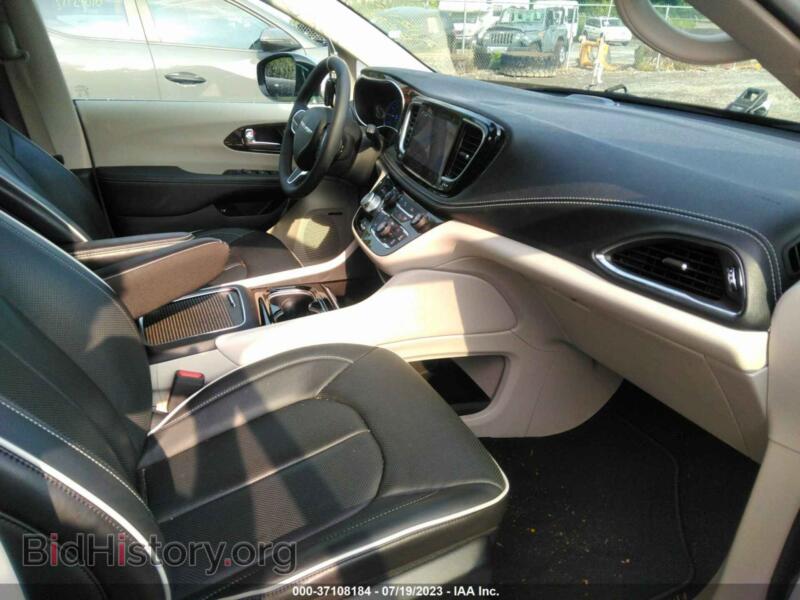 2023 Chrysler PACIFICA (VIN 2C4RC1S74PR506641) — photo 5 of 11