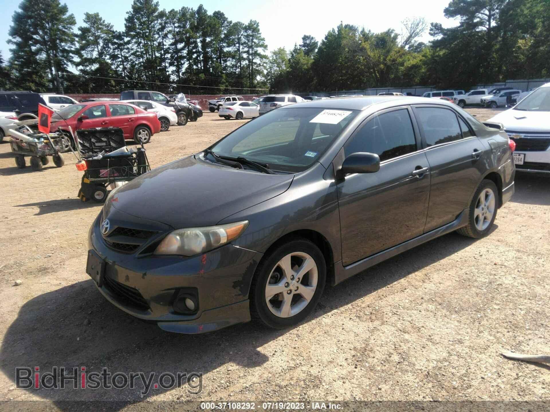 2011 TOYOTA COROLLA - VIN: 2T1BU4EEXBC585378 - Фото 2