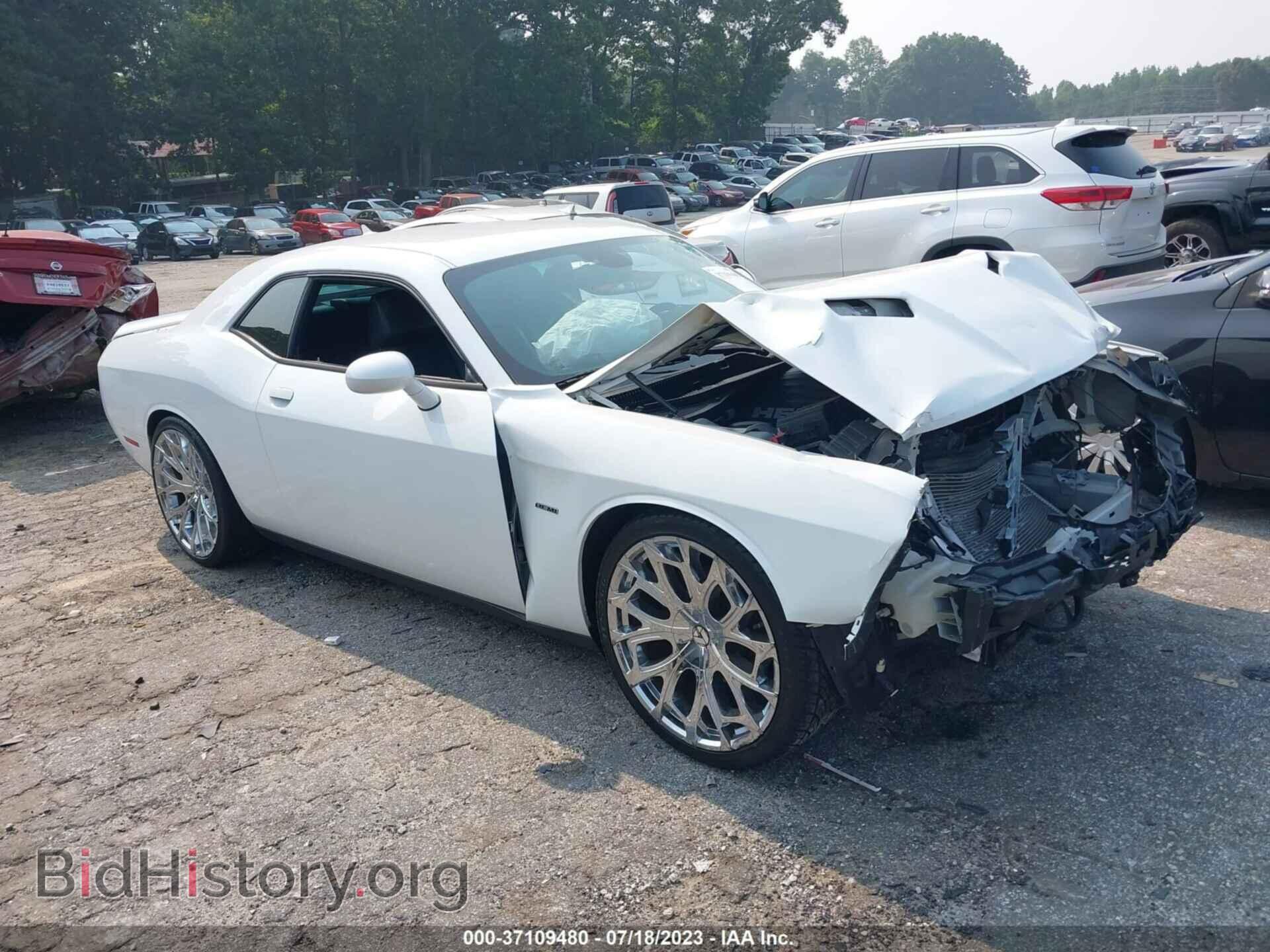 Photo 2C3CDZBT5FH878044 - DODGE CHALLENGER 2015