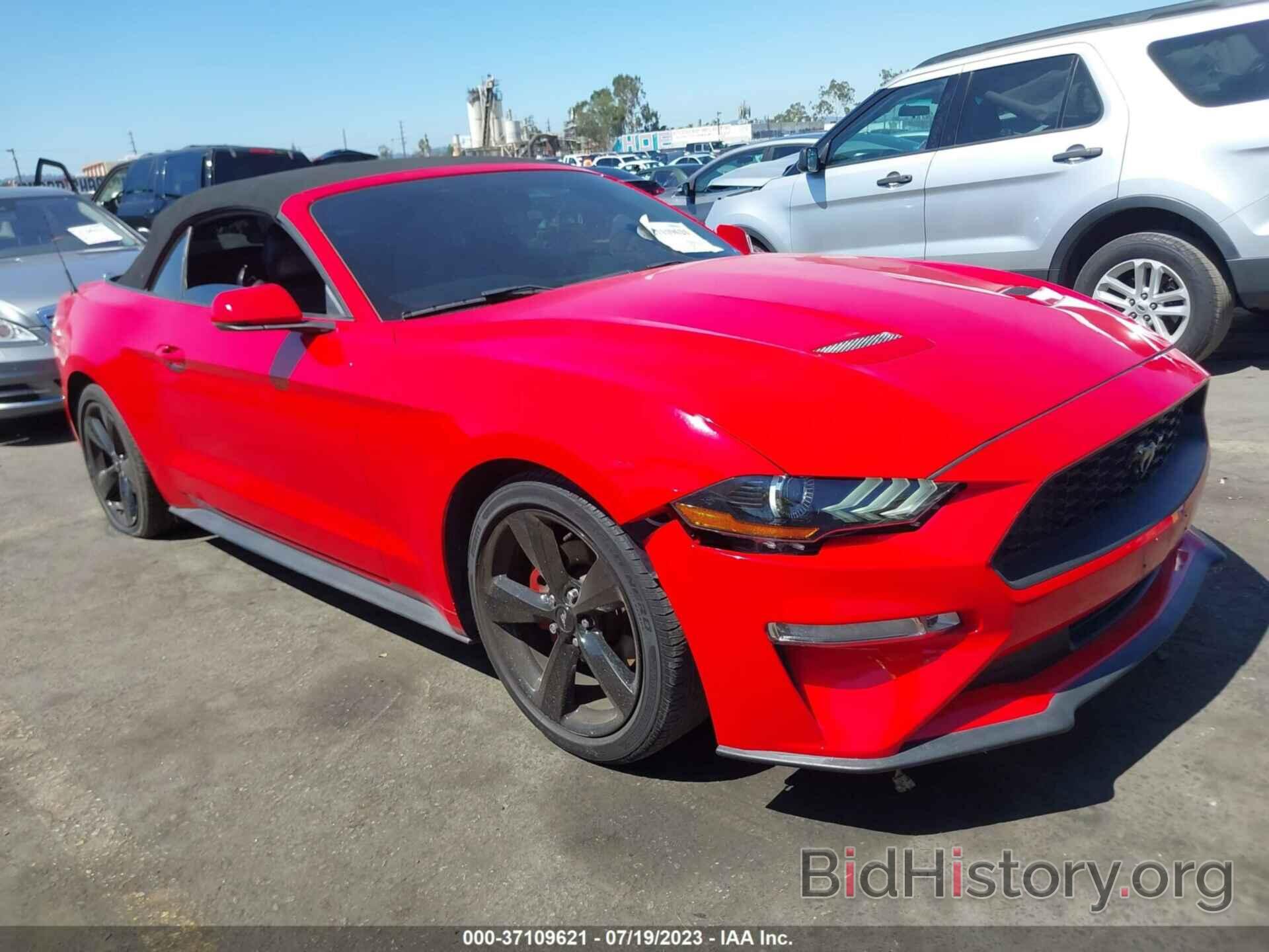 Photo 1FATP8UH1J5177111 - FORD MUSTANG 2018