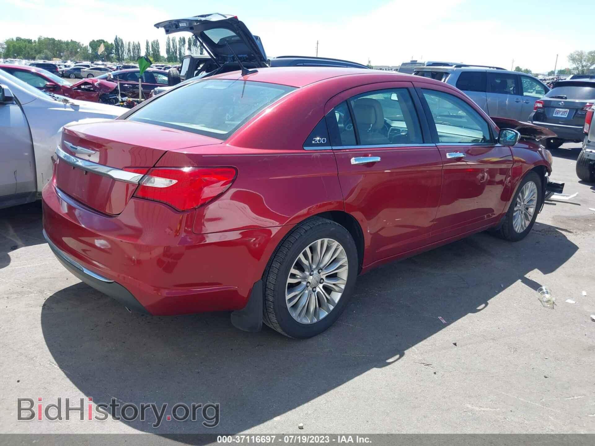 2012 CHRYSLER 200 - VIN: 1C3CCBCG9CN236733 - Фото 4