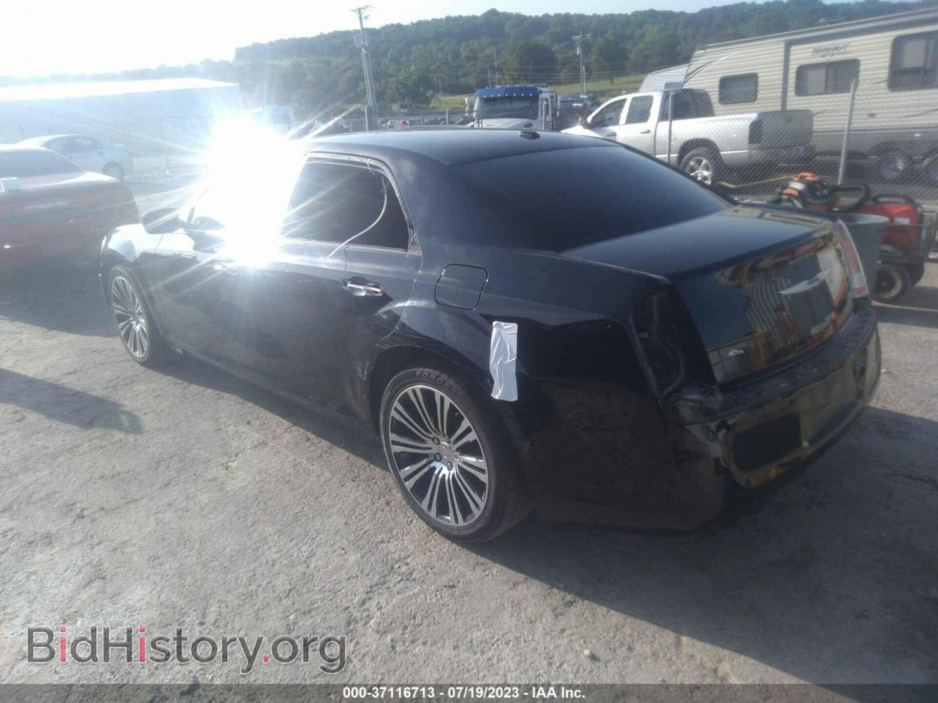 2013 CHRYSLER 300 - VIN: 2C3CCABT2DH519395 - Фото 3