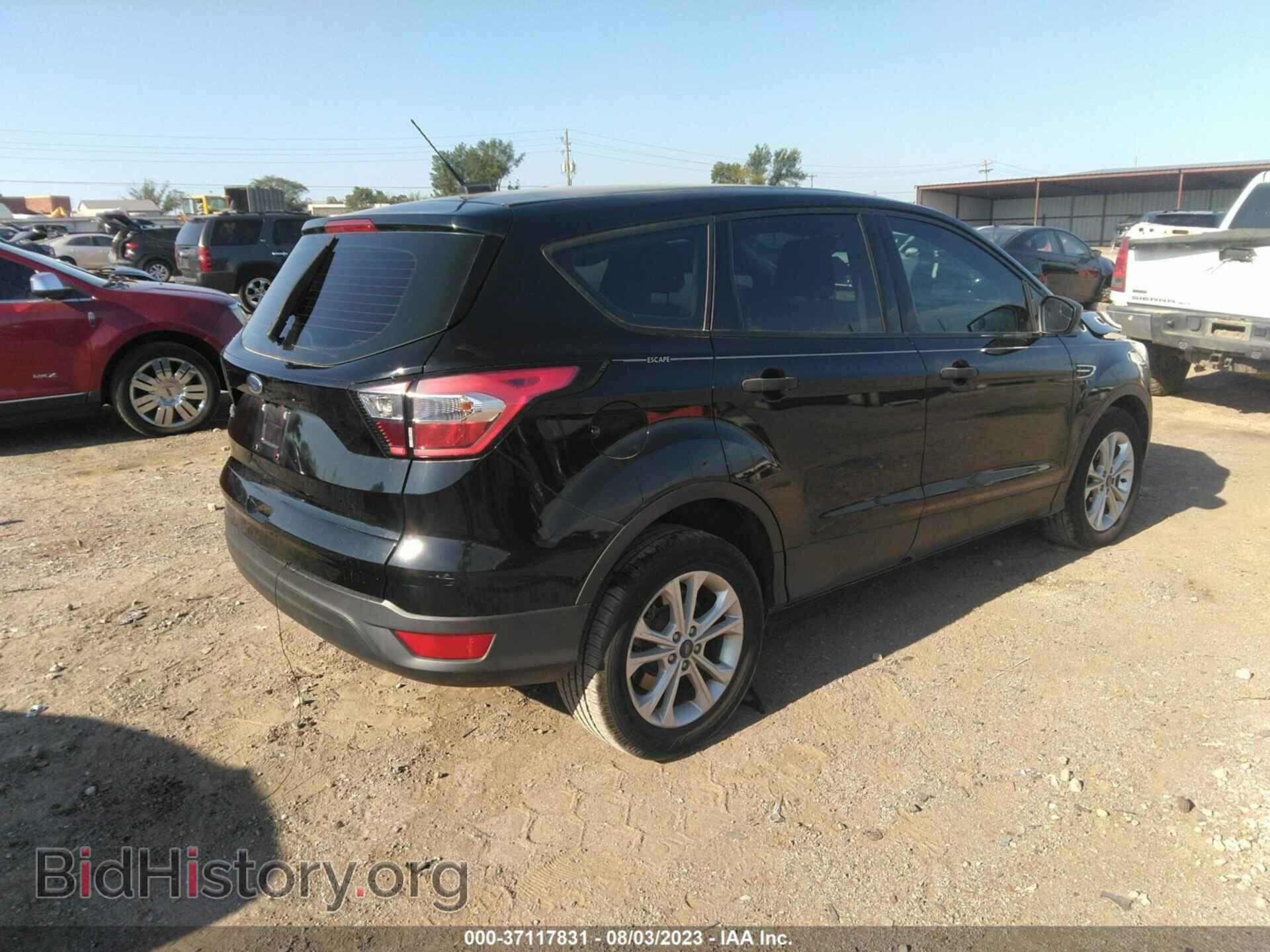 2017 FORD ESCAPE - VIN: 1FMCU0F75HUB80257 - Фото 4