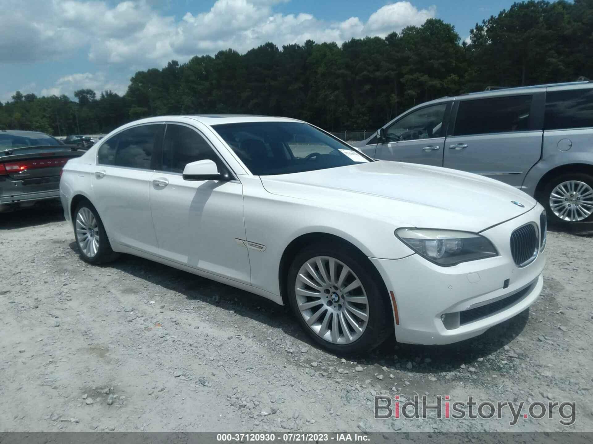 Photo WBAKA8C57CCY37629 - BMW 7 SERIES 2012