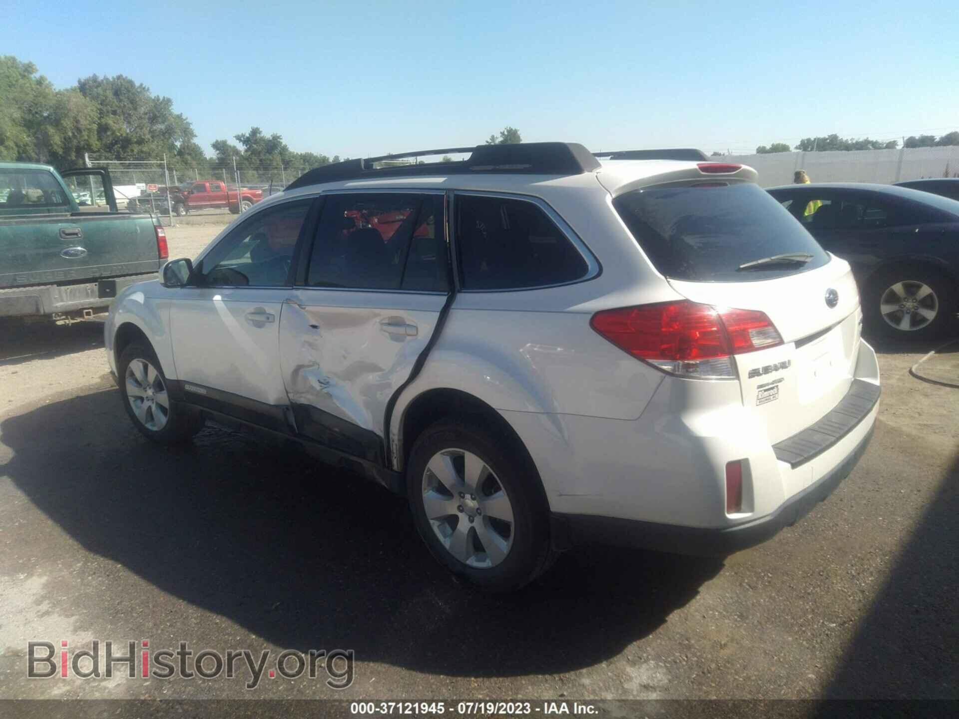 2011 SUBARU OUTBACK - VIN: 4S4BRBGC9B3336916 - Фото 3