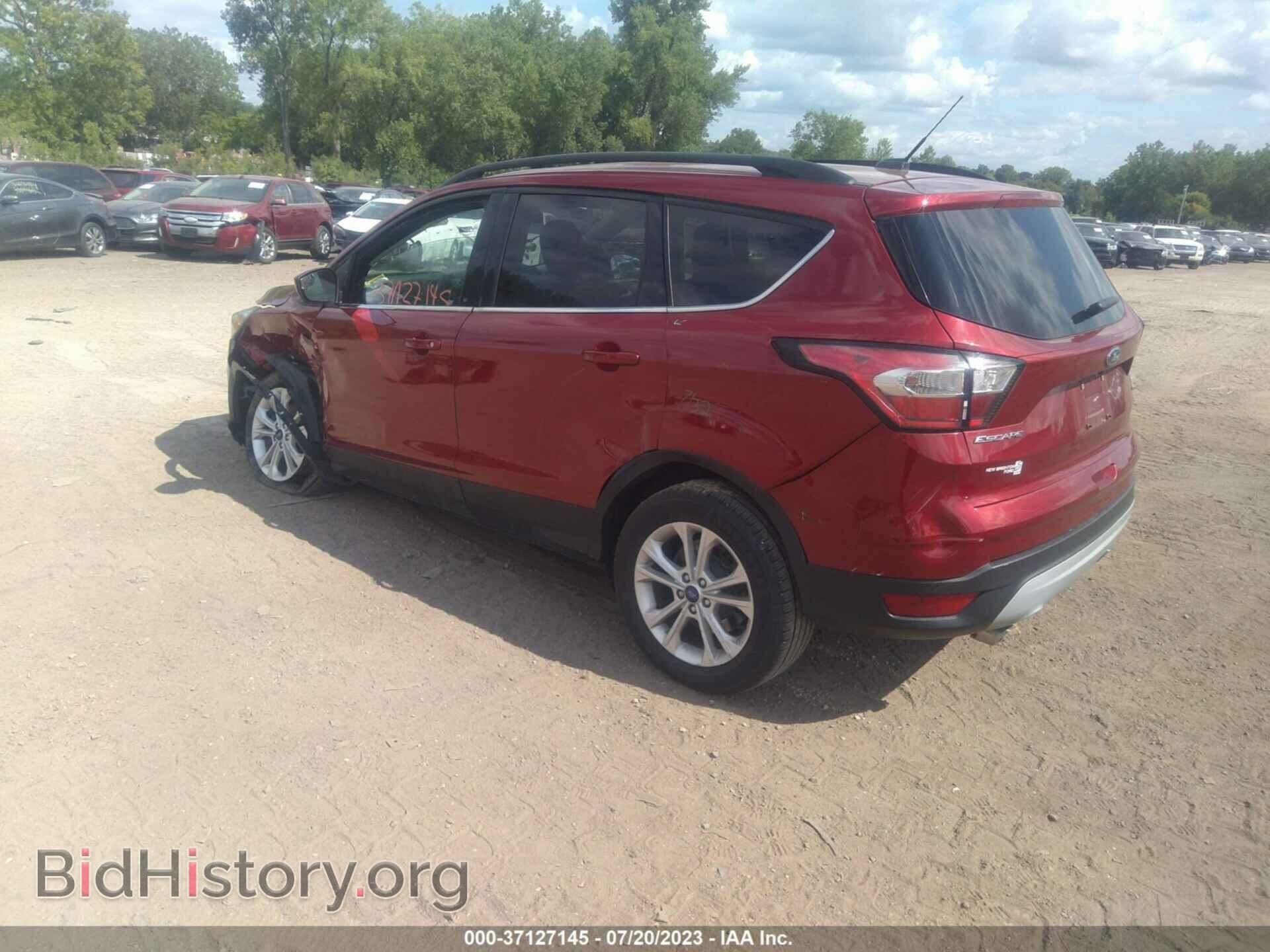 2018 FORD ESCAPE - VIN: 1FMCU9G96JUB31711 - Фото 3