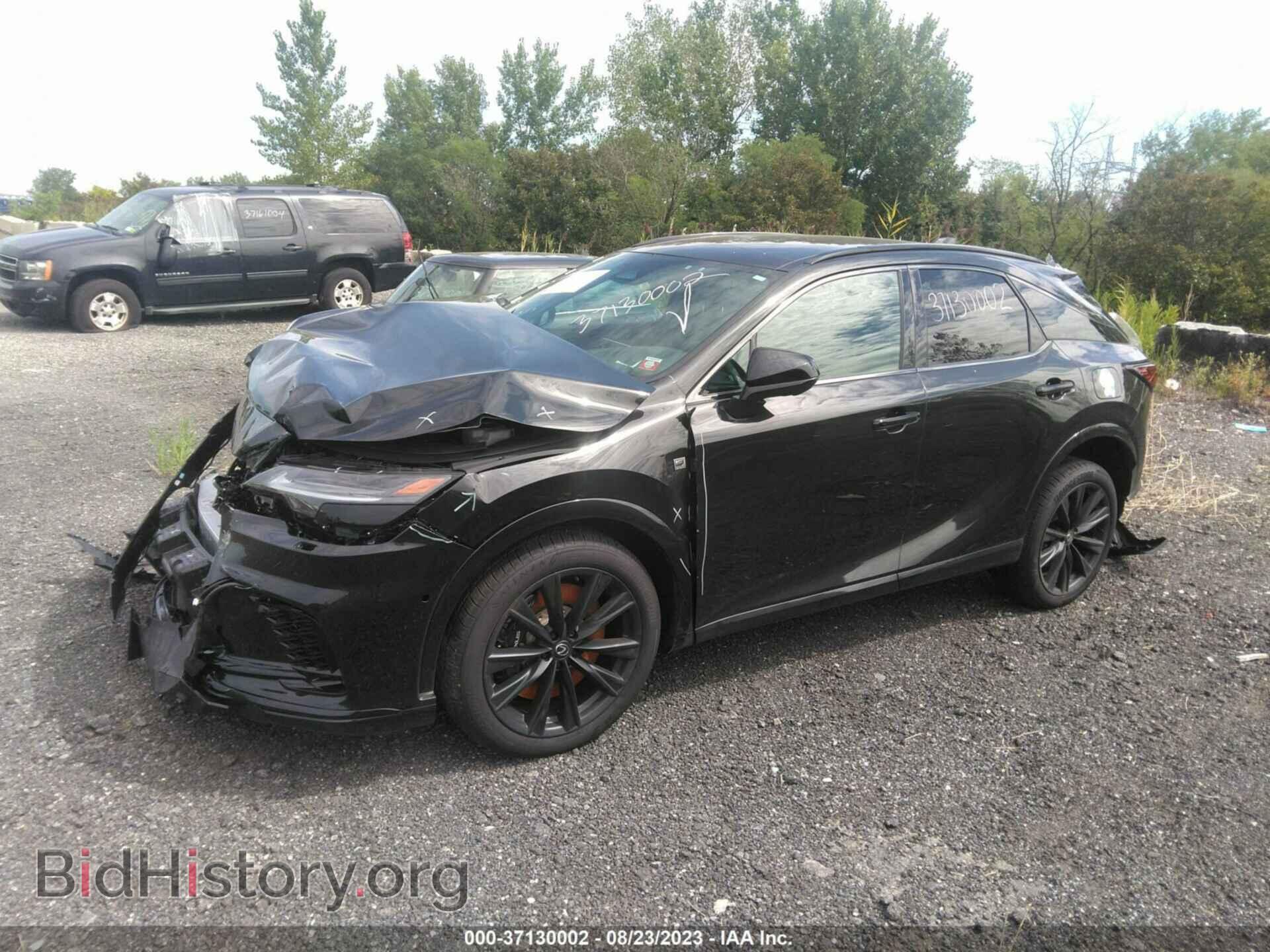 2023 LEXUS RX - VIN: 2T2BCMEAXPC001905 - Фото 2