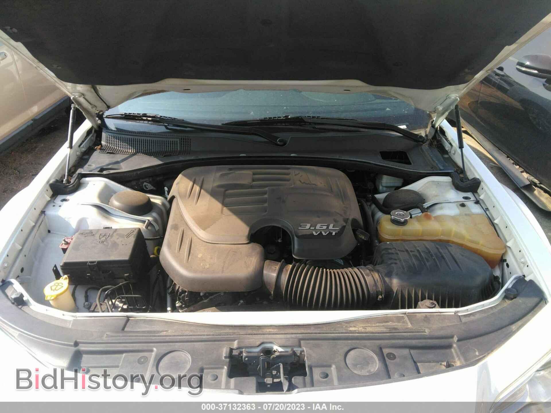 2012 CHRYSLER 300 - VIN: 2C3CCACG8CH310632 - Фото 10