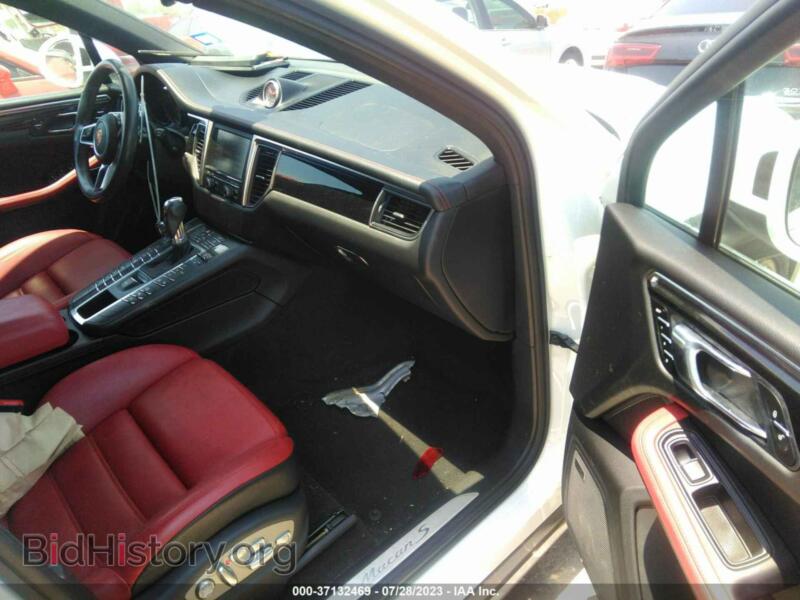 2015 Porsche MACAN (VIN WP1AB2A54FLB43074) — photo 5 of 16